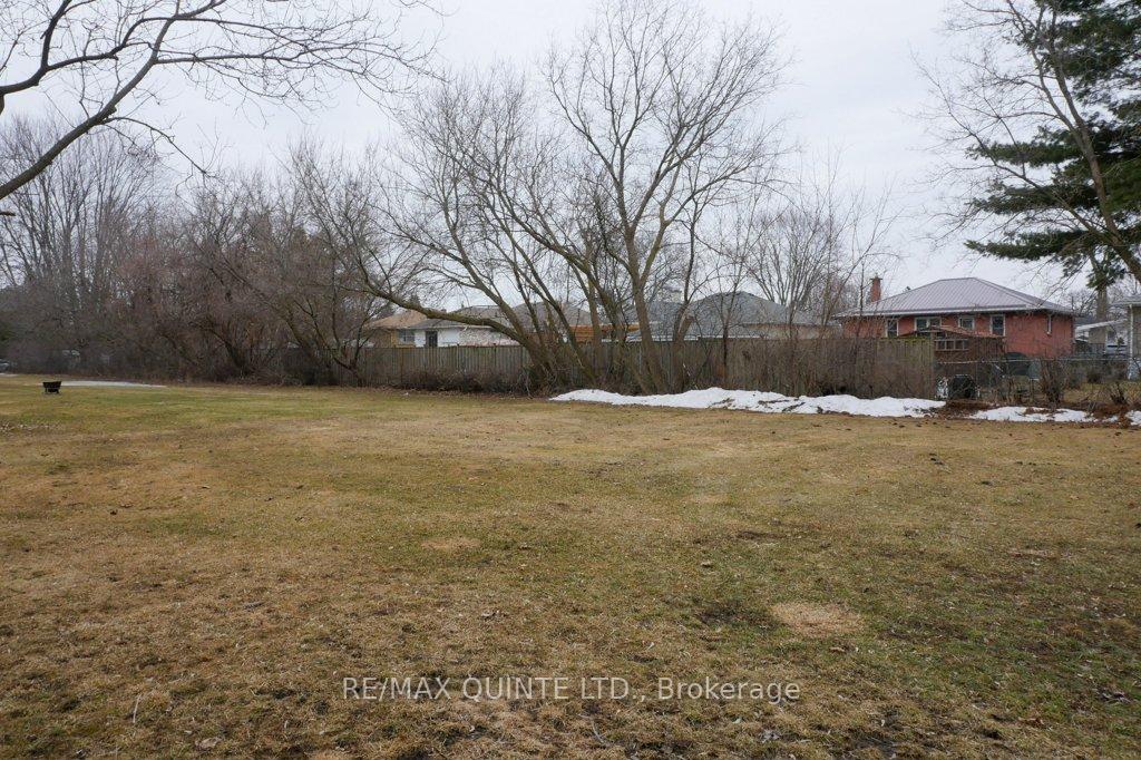 Photo 10 of 241 Herchimer Avenue, Belleville, Belleville Ward — HOMEH