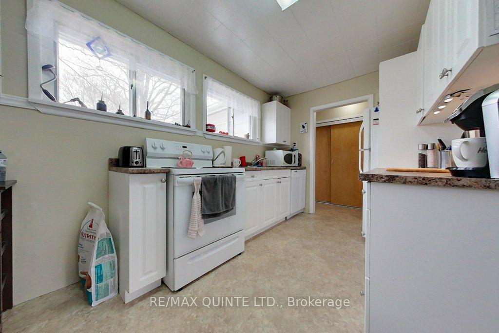 Photo 11 of 241 Herchimer Avenue, Belleville, Belleville Ward — HOMEH