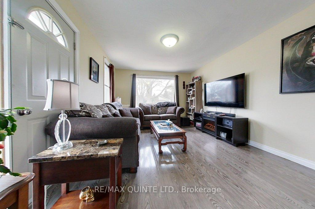 Photo 17 of 241 Herchimer Avenue, Belleville, Belleville Ward — HOMEH