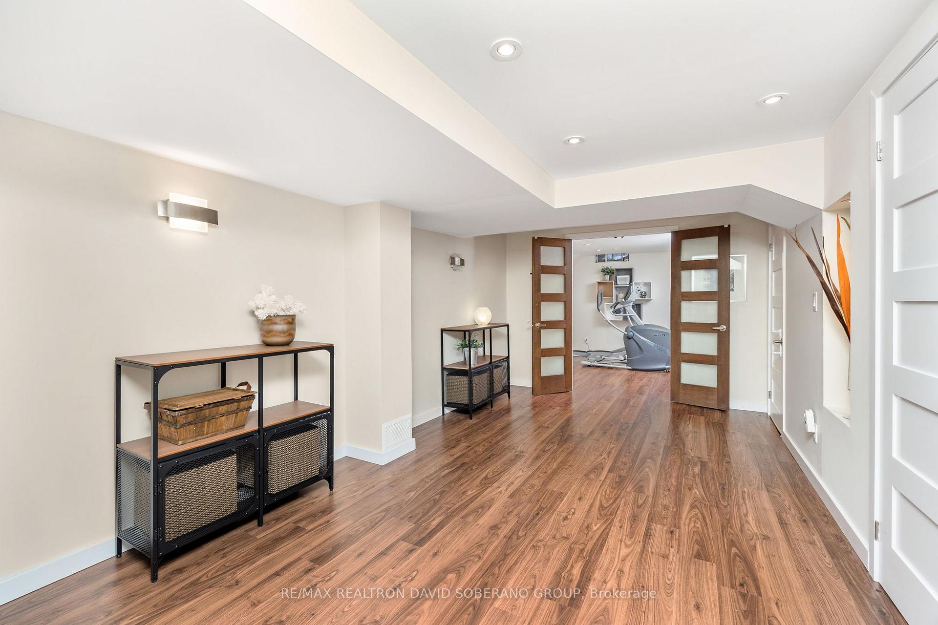 Photo 23 of 144 Benjamin Hood Crescent, Vaughan, Patterson — HOMEH