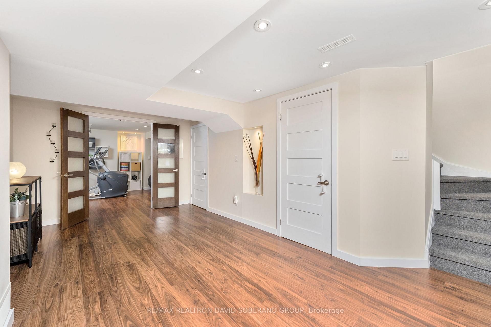 Photo 24 of 144 Benjamin Hood Crescent, Vaughan, Patterson — HOMEH