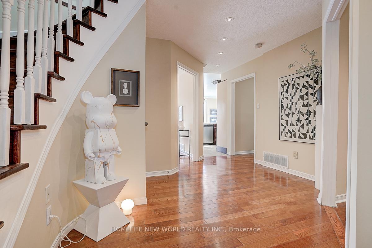 Photo 27 of 128 Mathewson Street, Vaughan, Maple — HOMEH