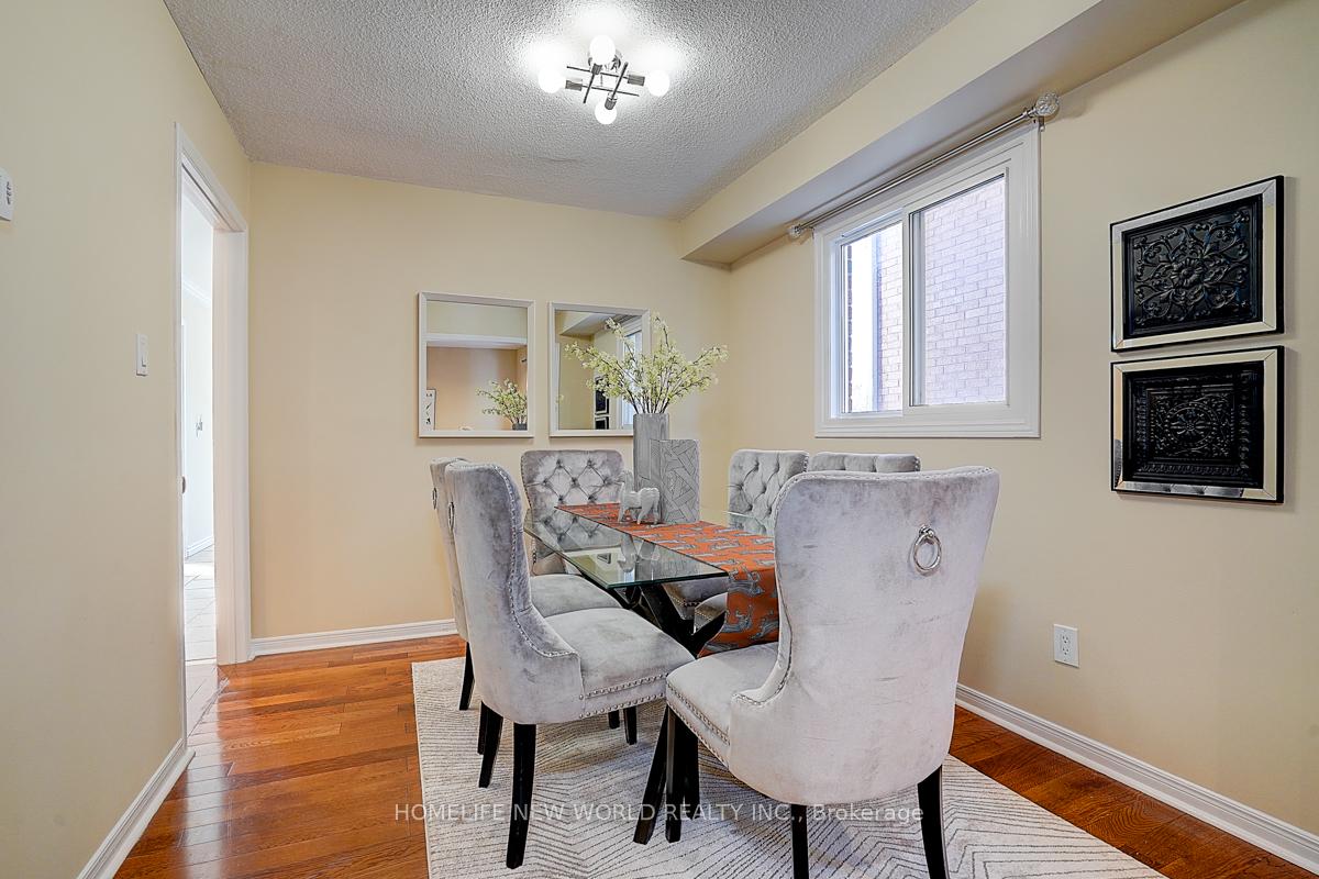 Photo 32 of 128 Mathewson Street, Vaughan, Maple — HOMEH