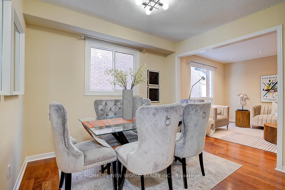 Photo 33 of 128 Mathewson Street, Vaughan, Maple — HOMEH