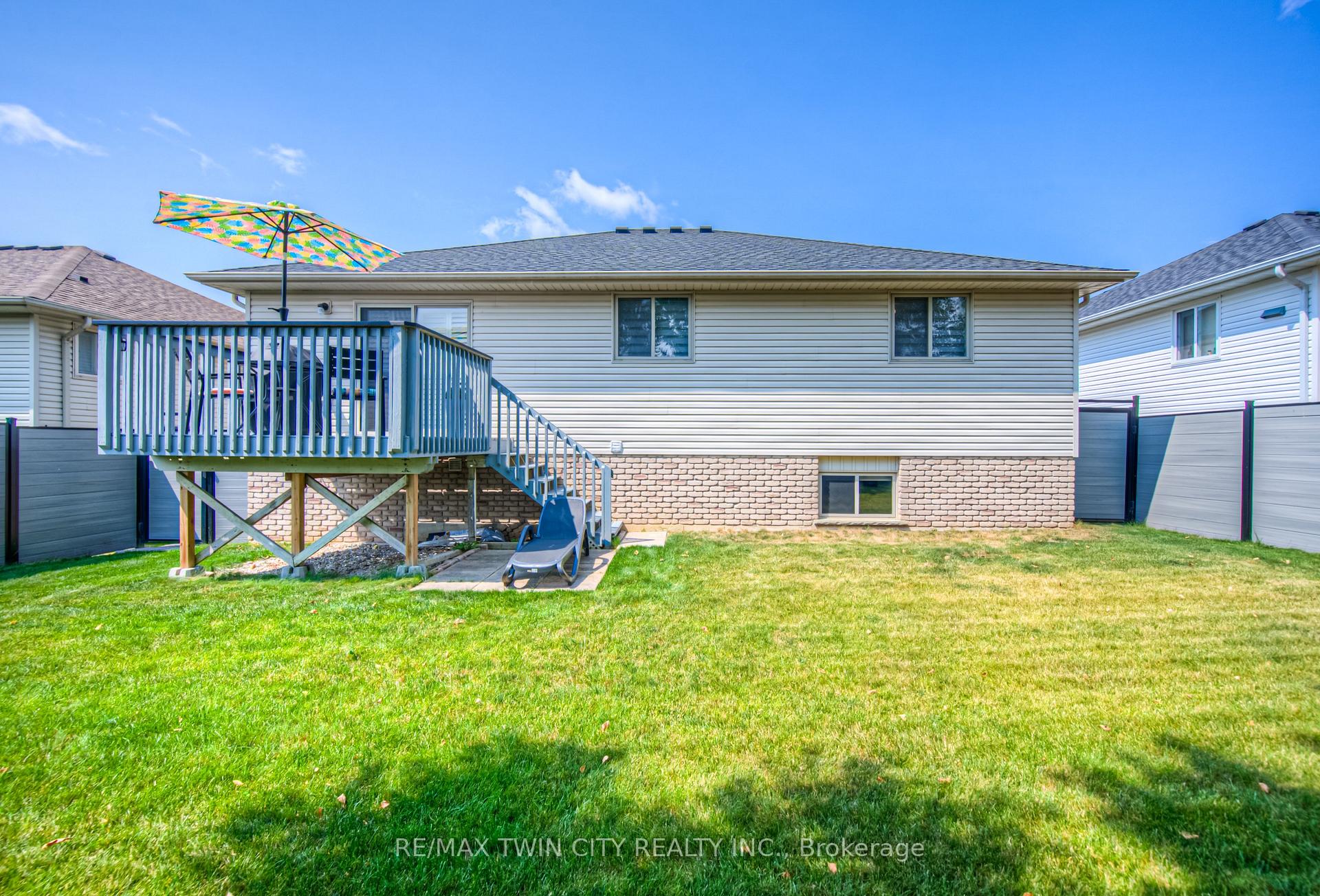 Photo 36 of 9 Dunton Lane, Brant, Paris — HOMEH