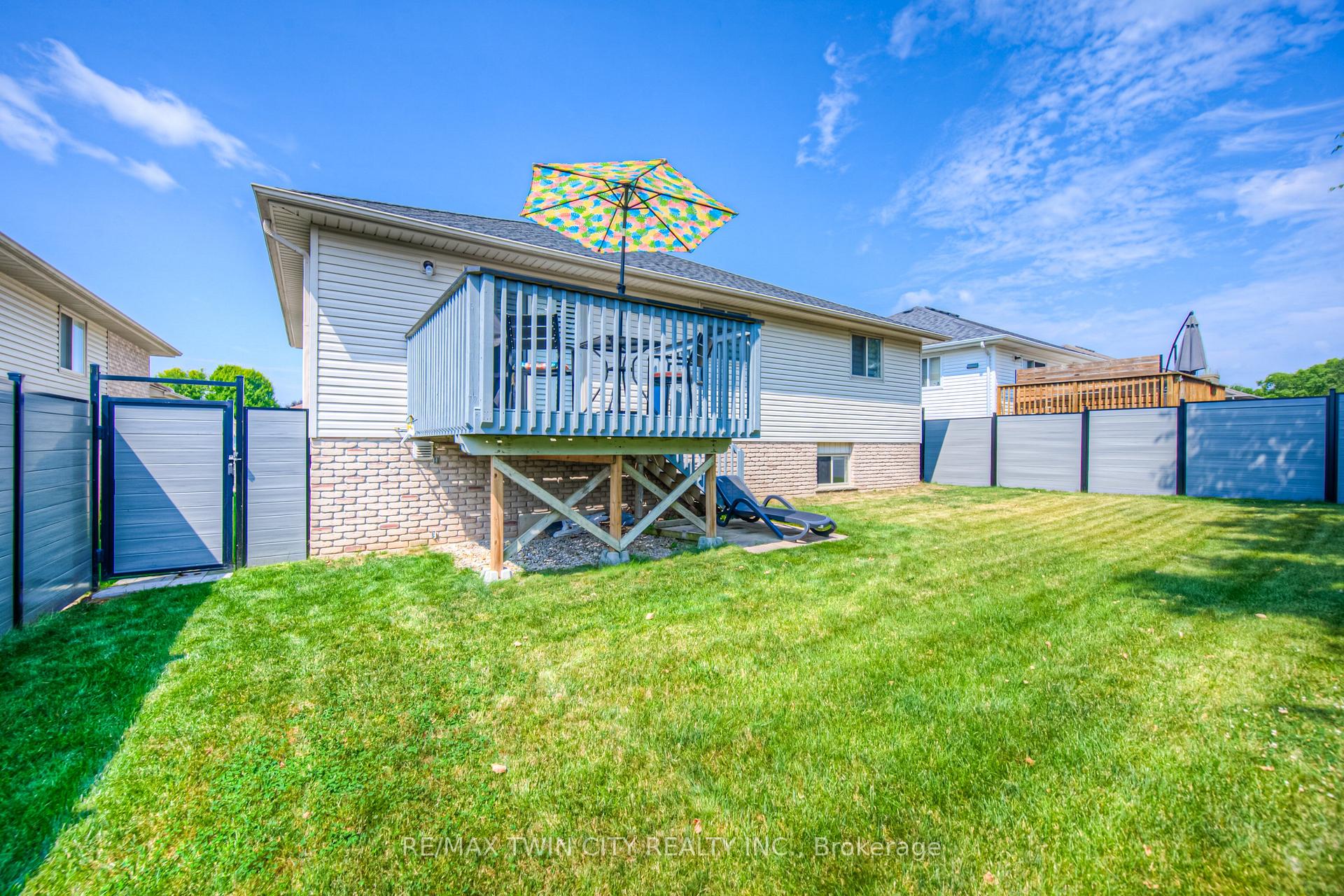 Photo 37 of 9 Dunton Lane, Brant, Paris — HOMEH