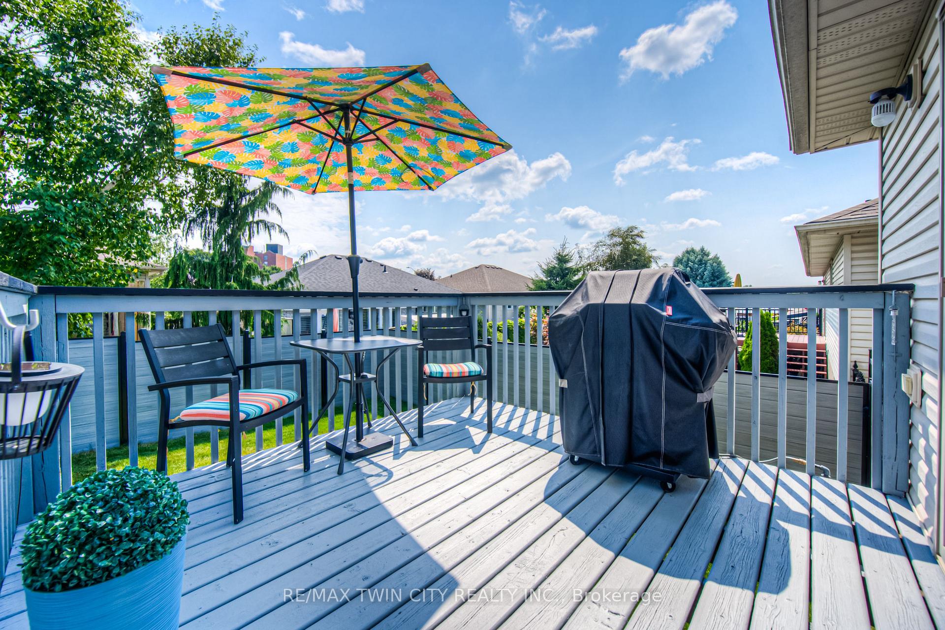 Photo 44 of 9 Dunton Lane, Brant, Paris — HOMEH