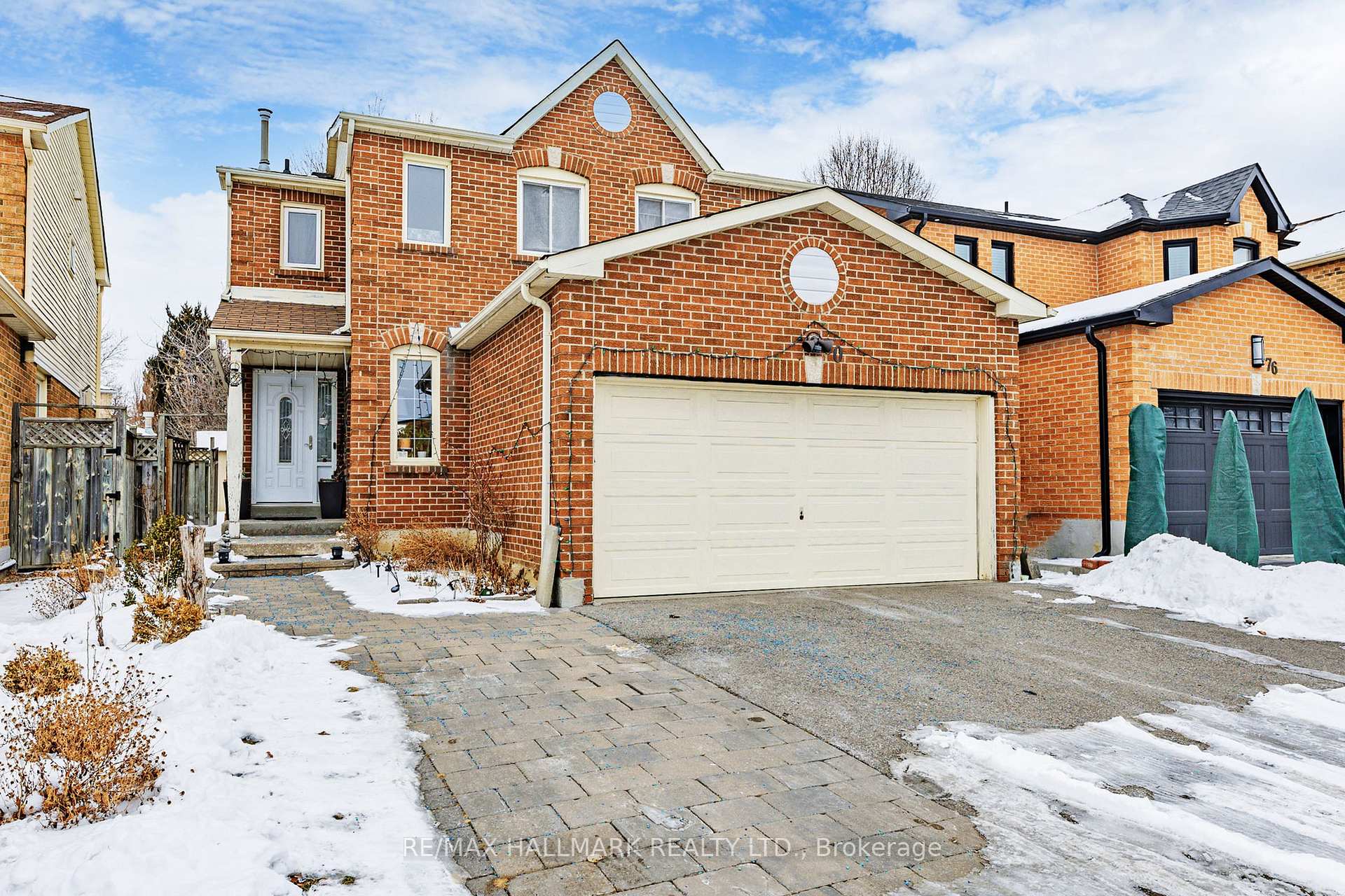 Photo 2 of 80 Brownridge Drive, Vaughan, Brownridge — HOMEH