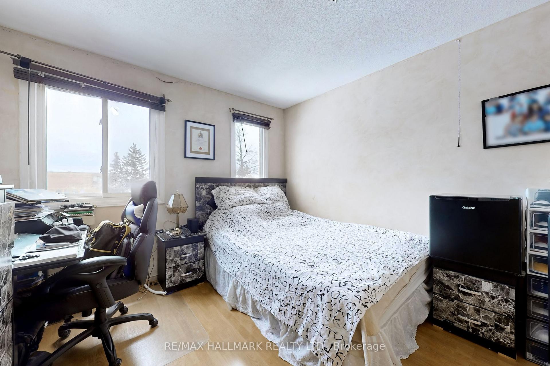 Photo 30 of 80 Brownridge Drive, Vaughan, Brownridge — HOMEH