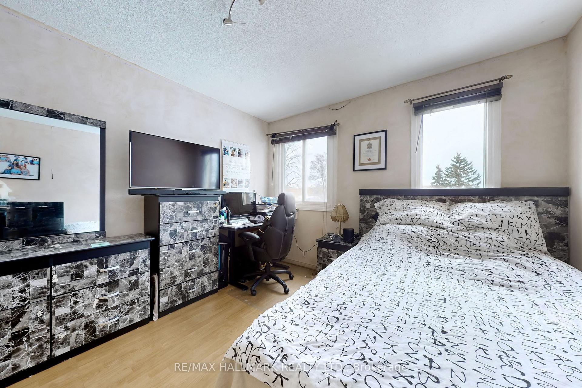 Photo 31 of 80 Brownridge Drive, Vaughan, Brownridge — HOMEH