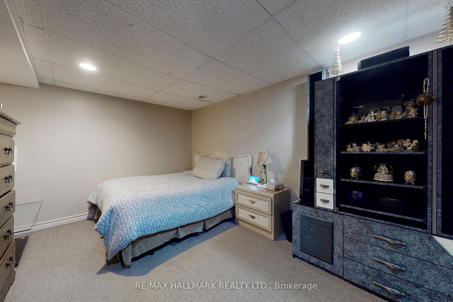 Photo 36 of 80 Brownridge Drive, Vaughan, Brownridge — HOMEH