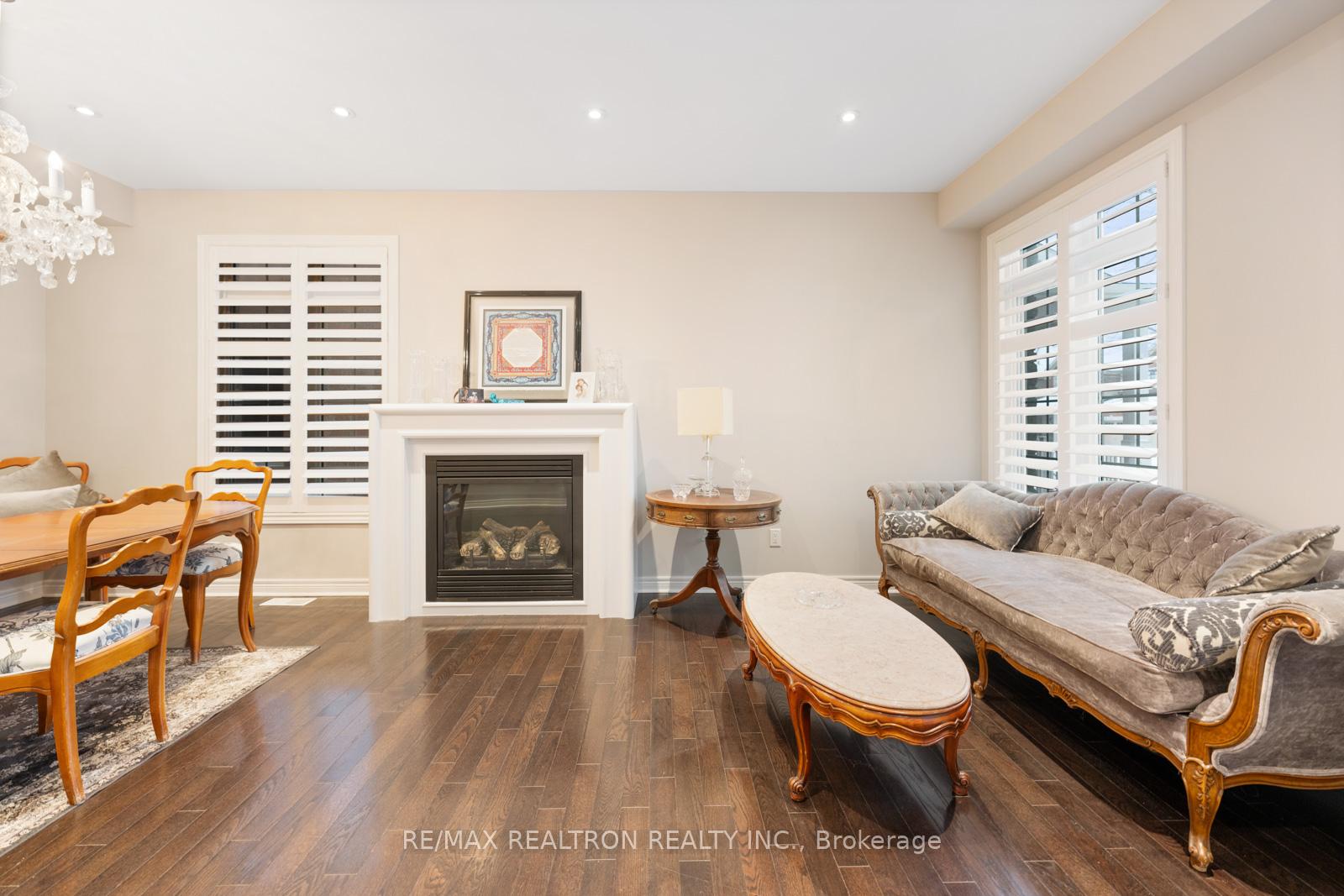 Photo 6 of 38 Wallenberg Drive, Vaughan, Patterson — HOMEH
