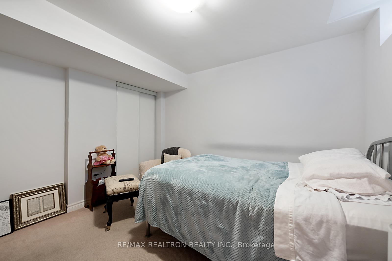 Photo 29 of 38 Wallenberg Drive, Vaughan, Patterson — HOMEH