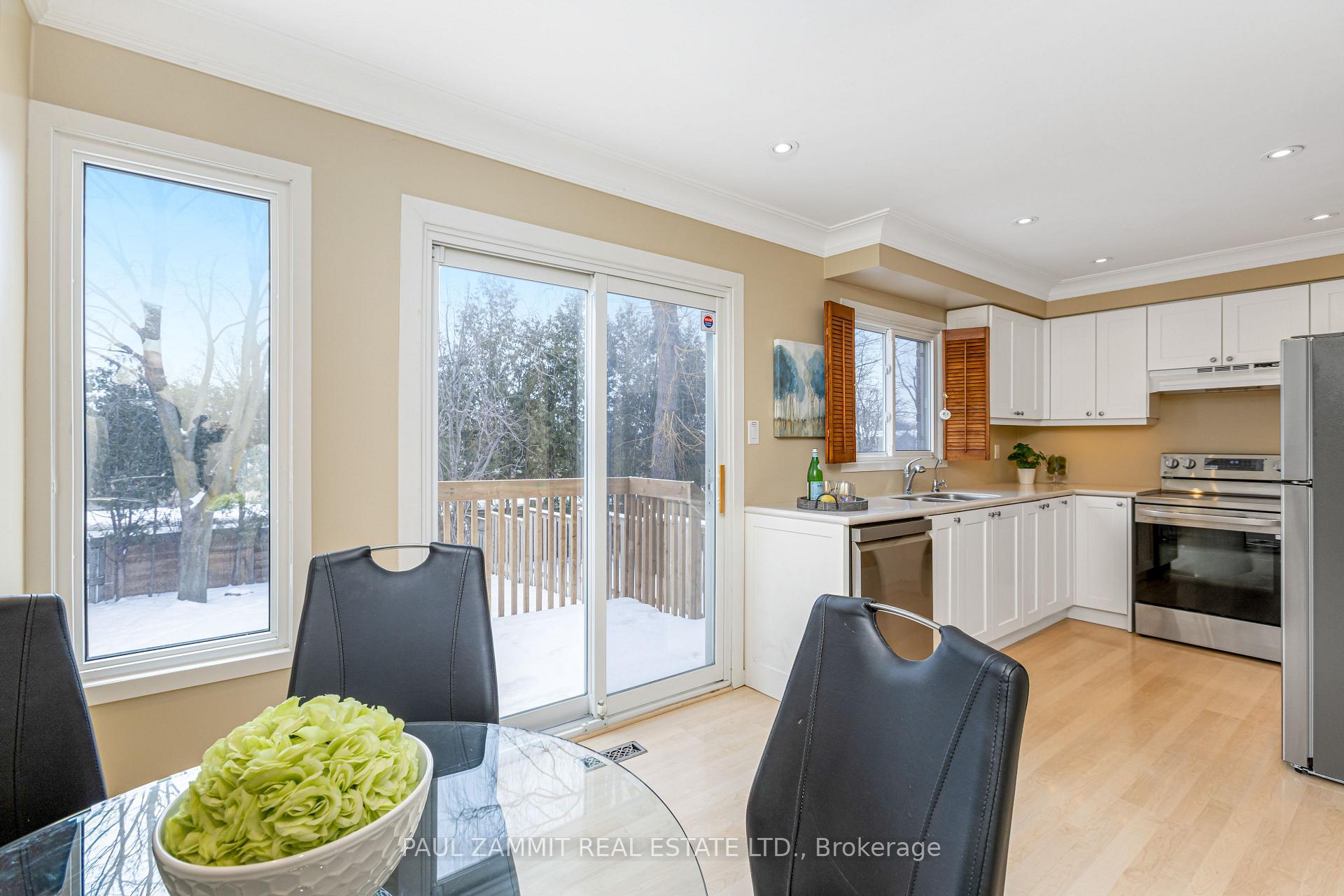 Photo 6 of 116 Winding Lane, Vaughan, Crestwood-Springfarm-Yorkhill — HOMEH