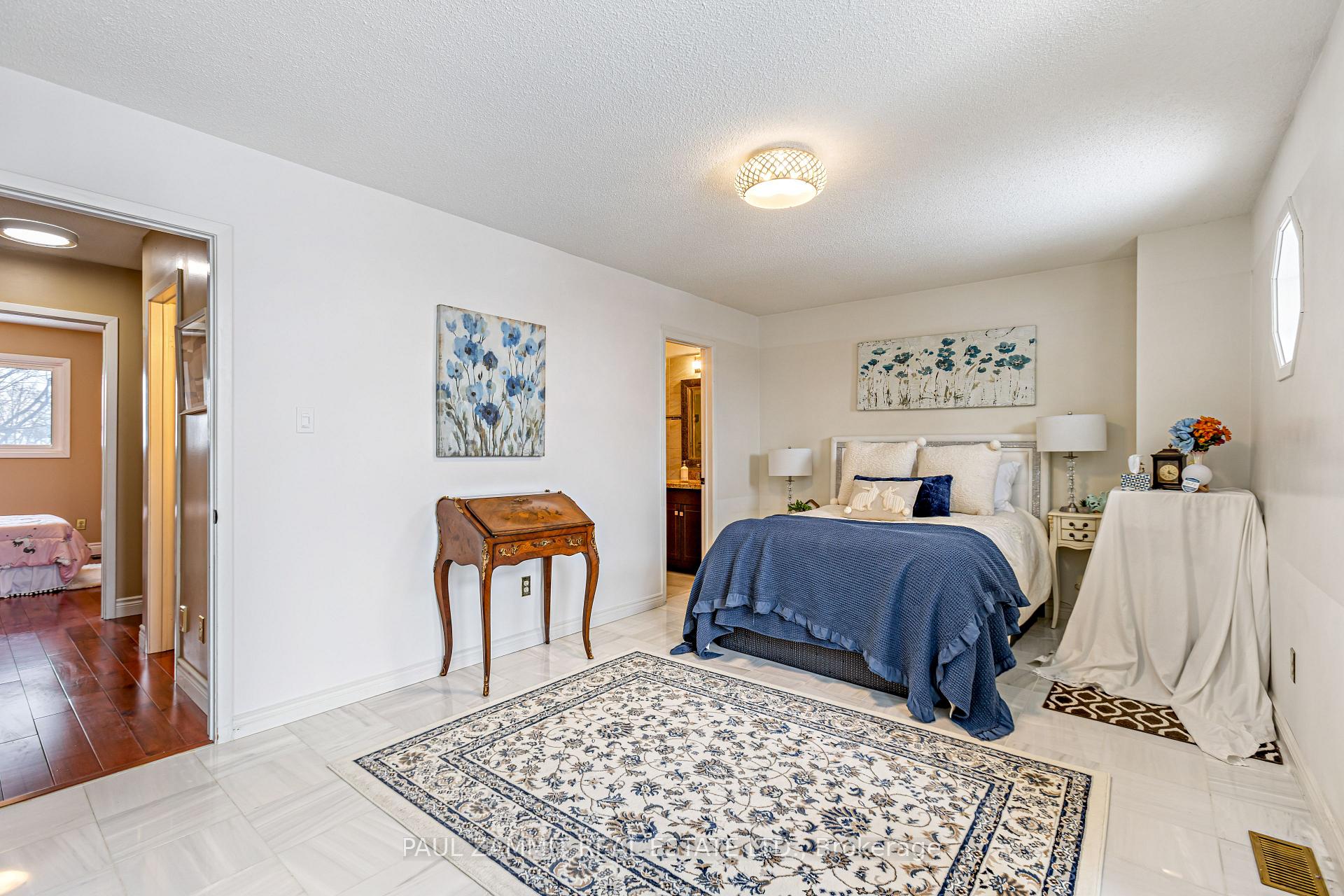 Photo 8 of 116 Winding Lane, Vaughan, Crestwood-Springfarm-Yorkhill — HOMEH