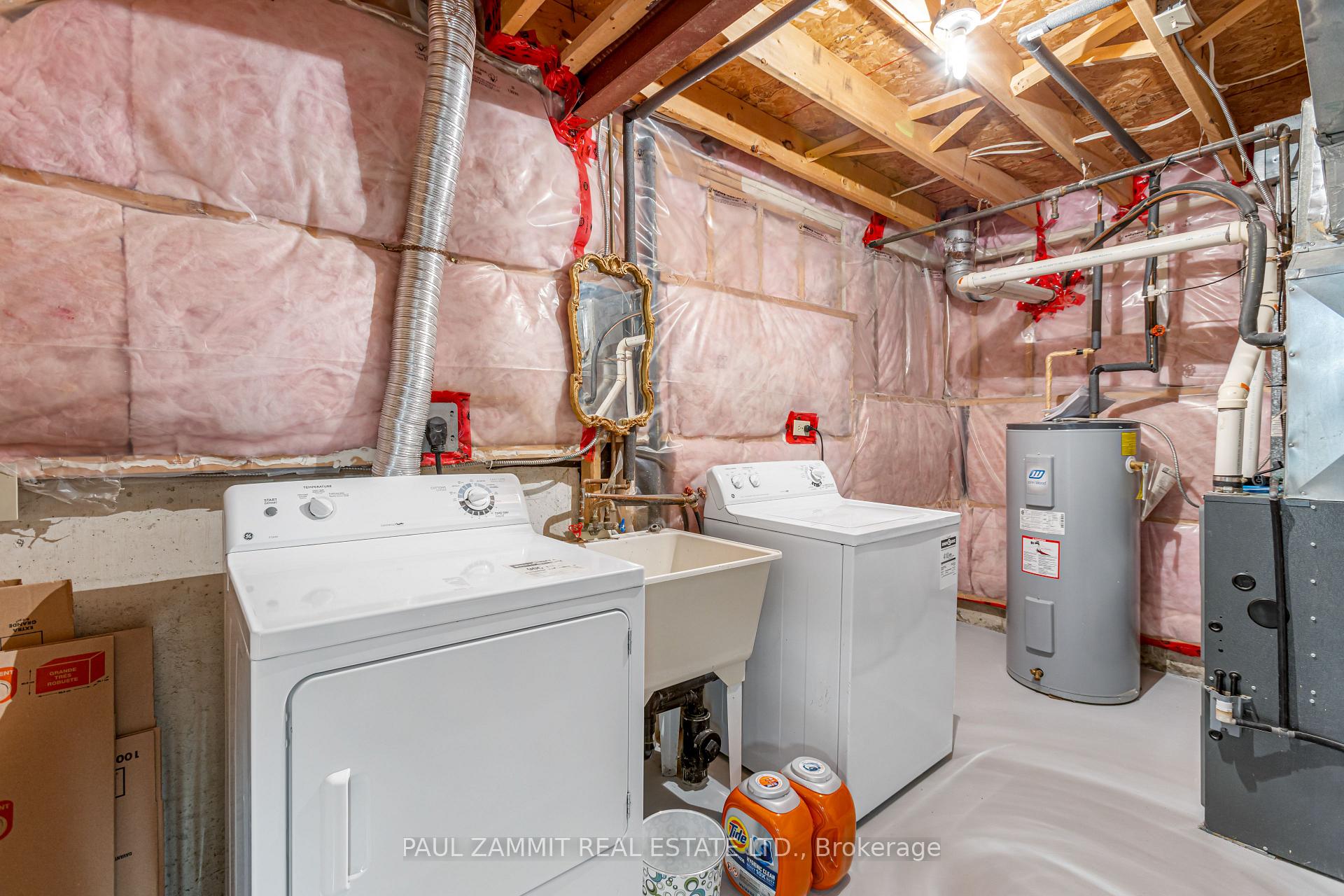 Photo 14 of 116 Winding Lane, Vaughan, Crestwood-Springfarm-Yorkhill — HOMEH