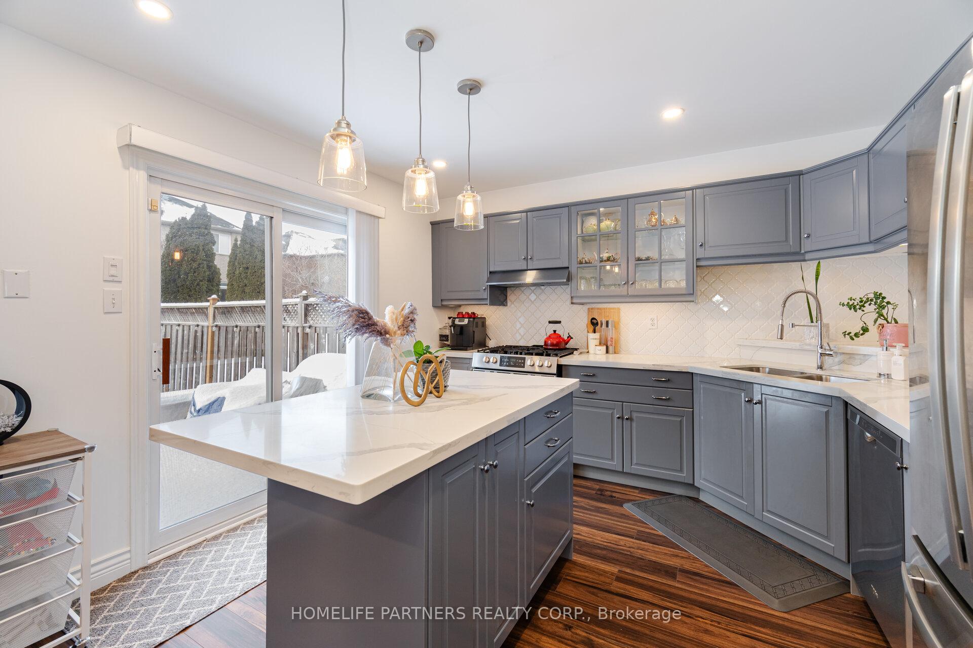 Photo 13 of 50 Toscana Road, Vaughan, Sonoma Heights — HOMEH