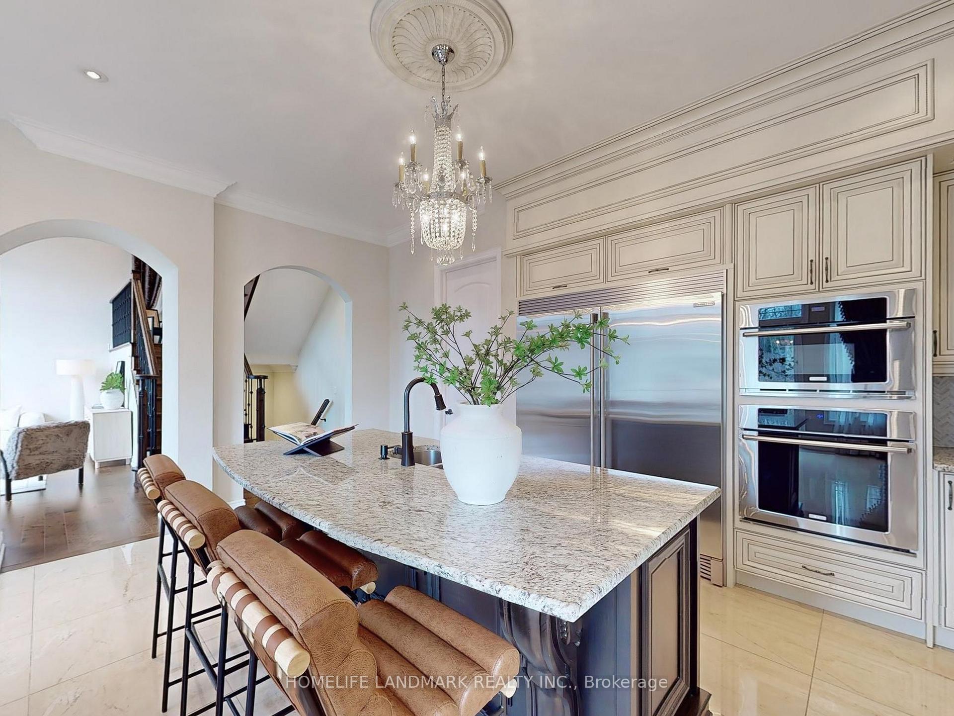 Photo 33 of 30 Heintzman Crescent, Vaughan, Patterson — HOMEH