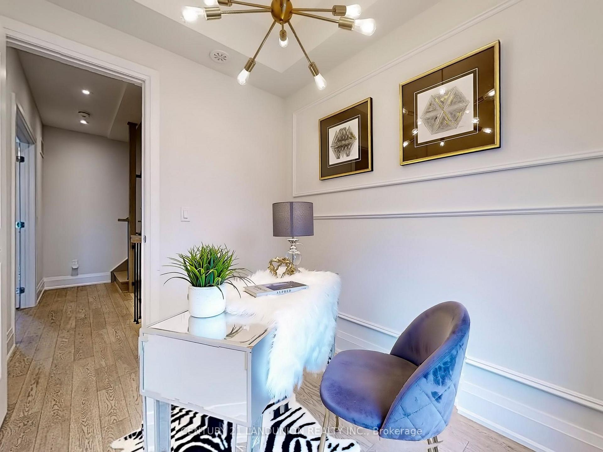 Photo 9 of 841 Clark Avenue W, Vaughan, Brownridge — HOMEH
