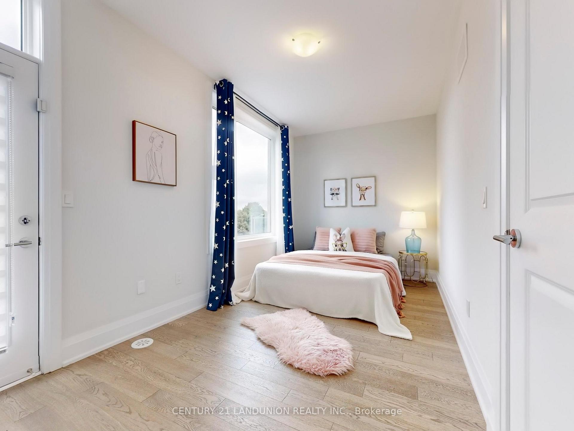 Photo 18 of 841 Clark Avenue W, Vaughan, Brownridge — HOMEH