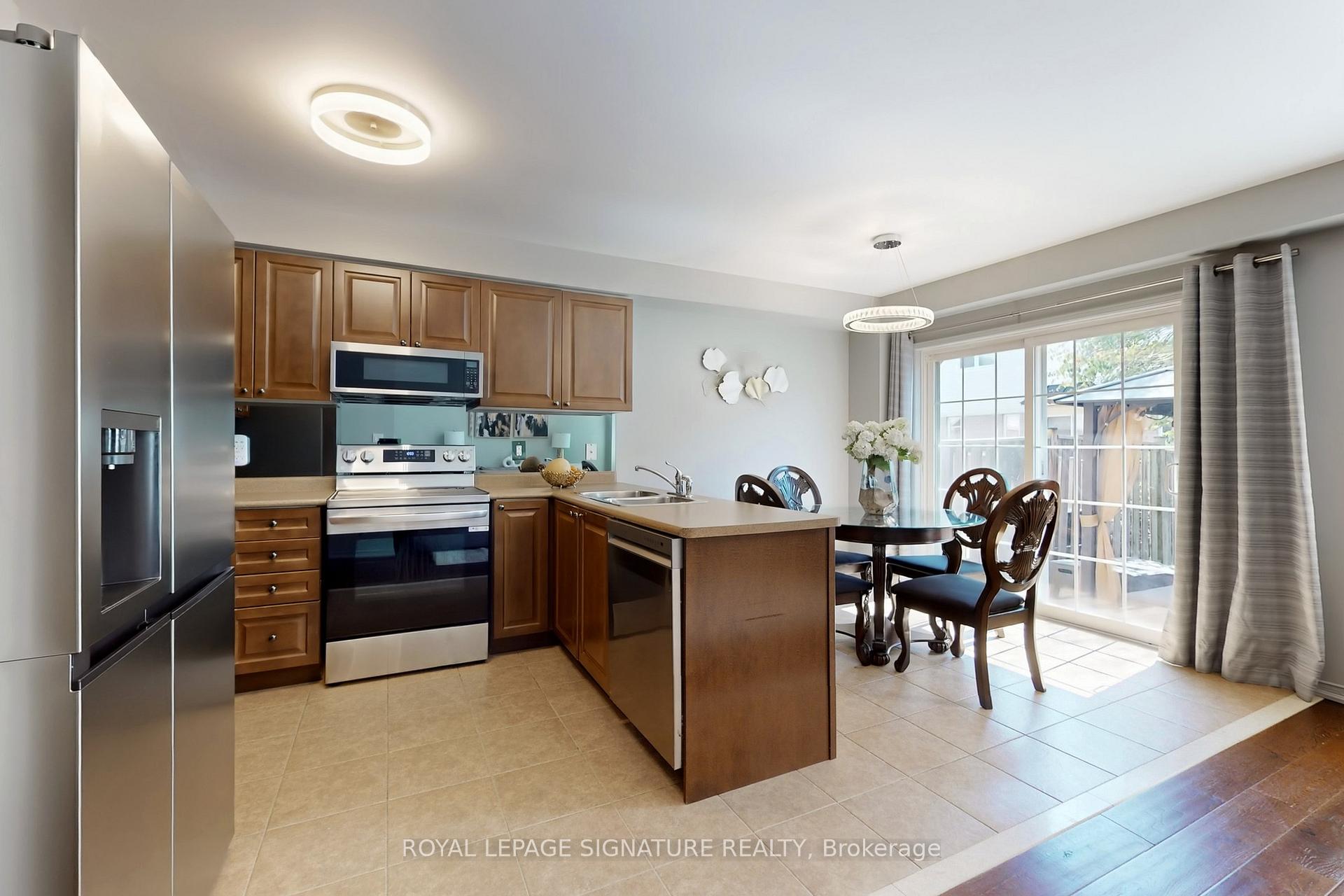 Photo 10 of 35 Westray Crescent, Ajax, Northeast Ajax — HOMEH