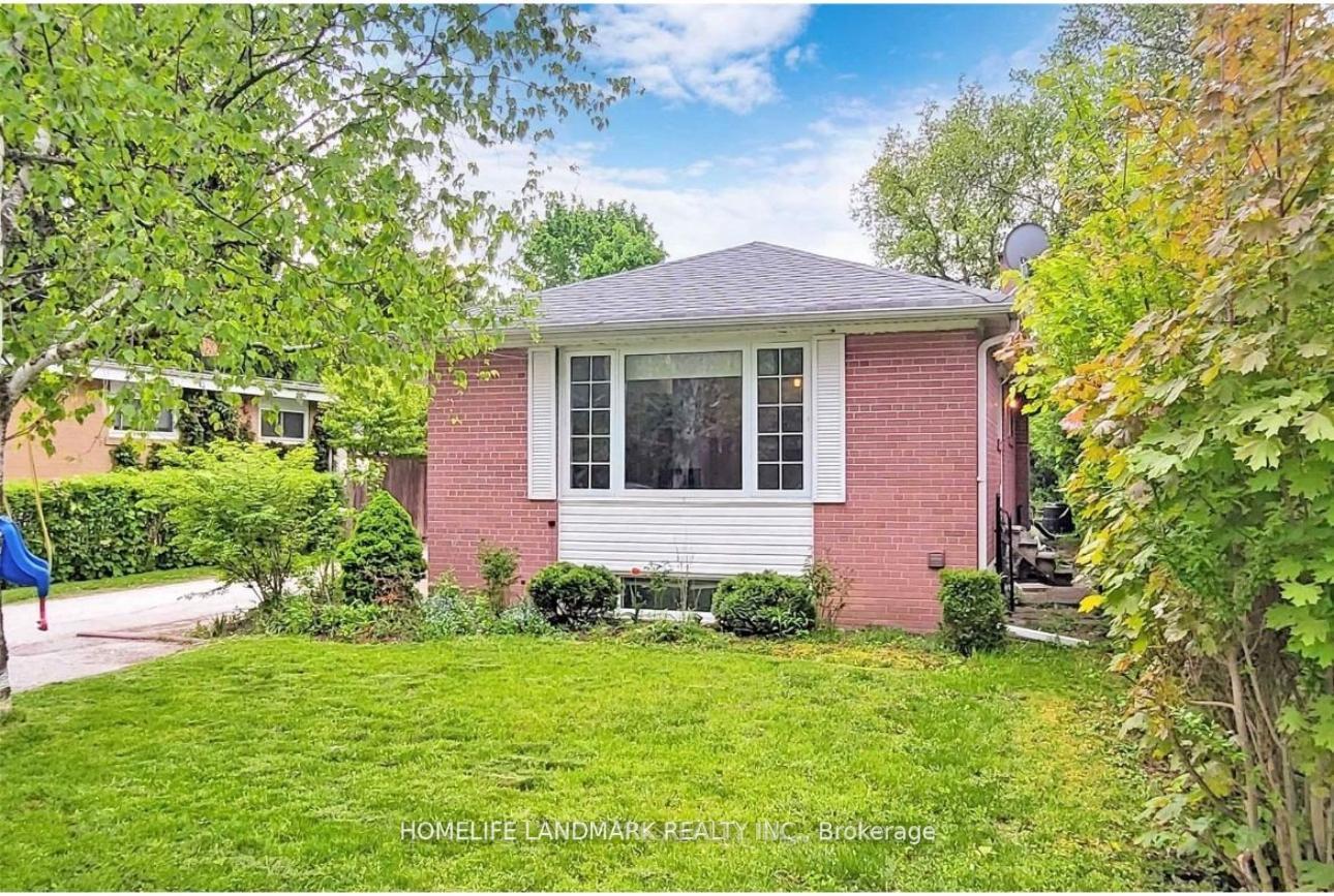 Photo 3 of 91 Murray Drive, Aurora, Aurora Highlands — HOMEH