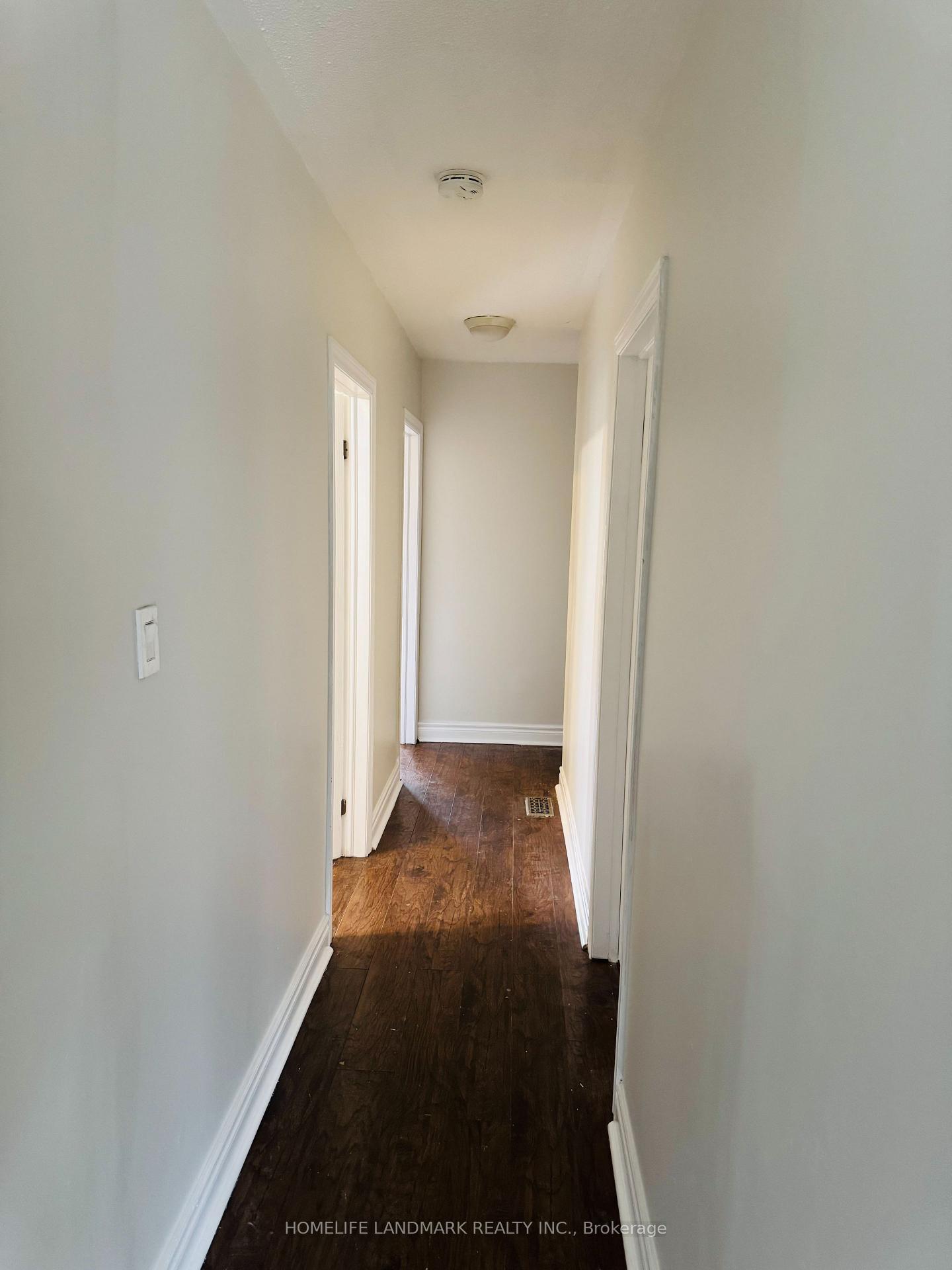 Photo 13 of 91 Murray Drive, Aurora, Aurora Highlands — HOMEH