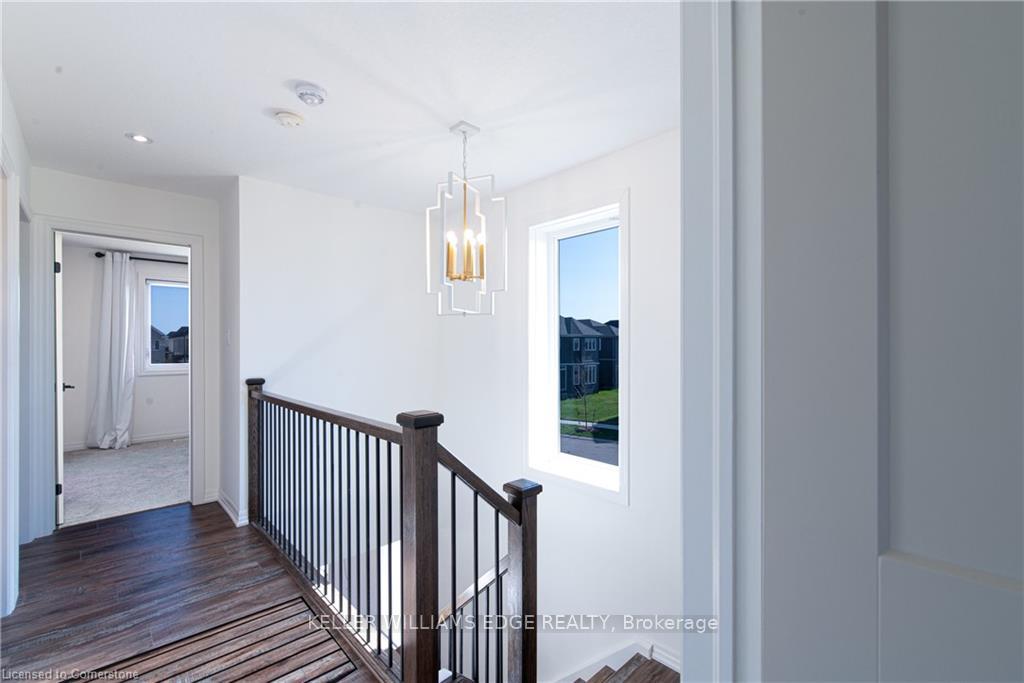 Photo 20 of 10 Bawcutt Crescent, Brant, Paris — HOMEH