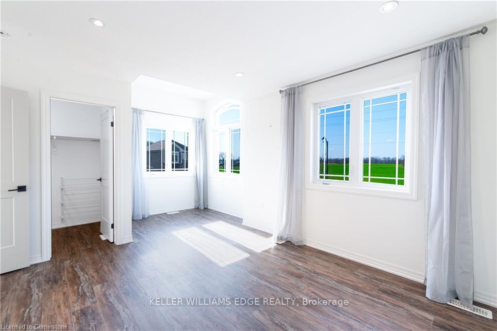 Photo 21 of 10 Bawcutt Crescent, Brant, Paris — HOMEH