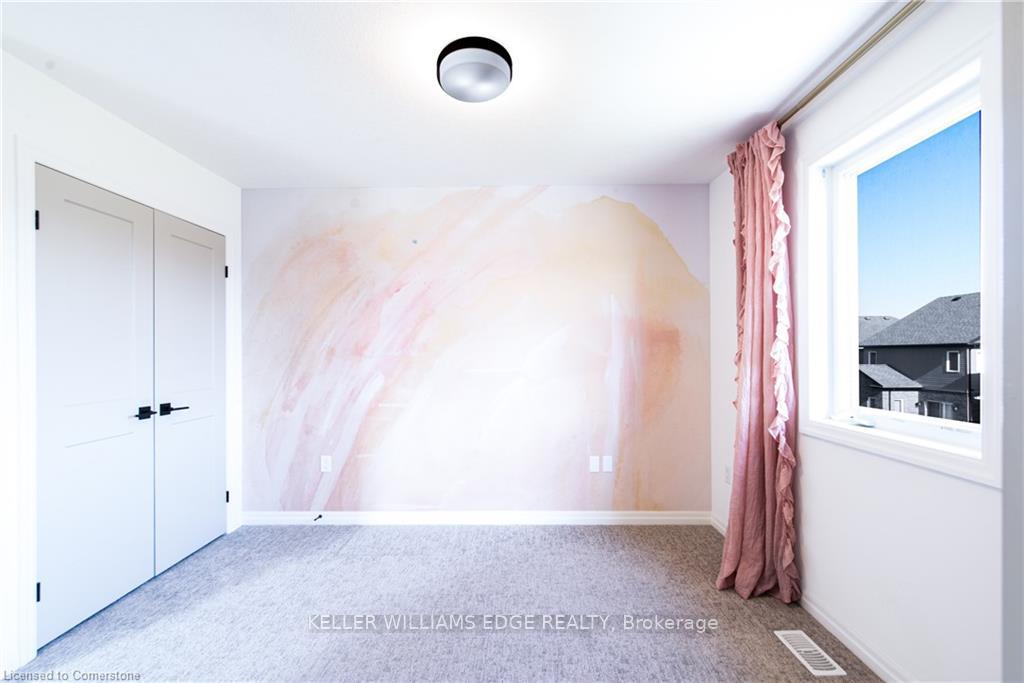 Photo 28 of 10 Bawcutt Crescent, Brant, Paris — HOMEH
