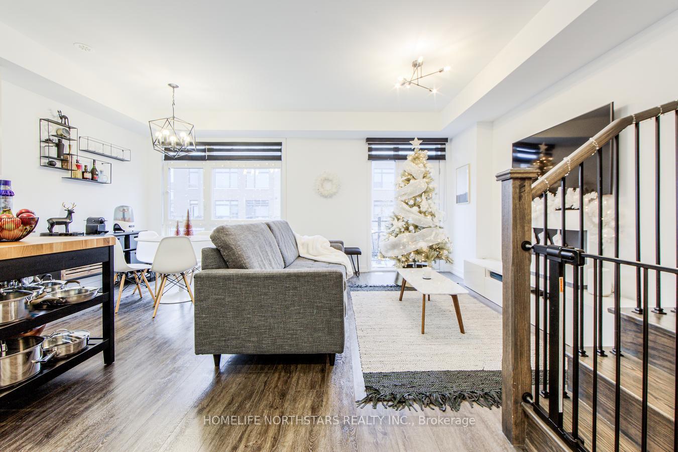 Photo 2 of 42 Engel Street, Vaughan, Vaughan Grove — HOMEH