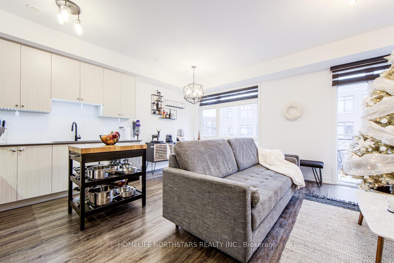 Photo 28 of 42 Engel Street, Vaughan, Vaughan Grove — HOMEH