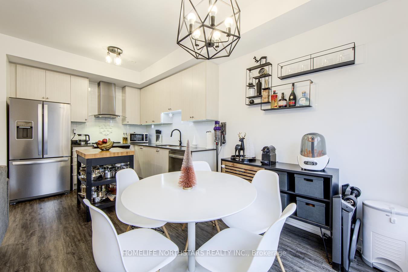 Photo 39 of 42 Engel Street, Vaughan, Vaughan Grove — HOMEH