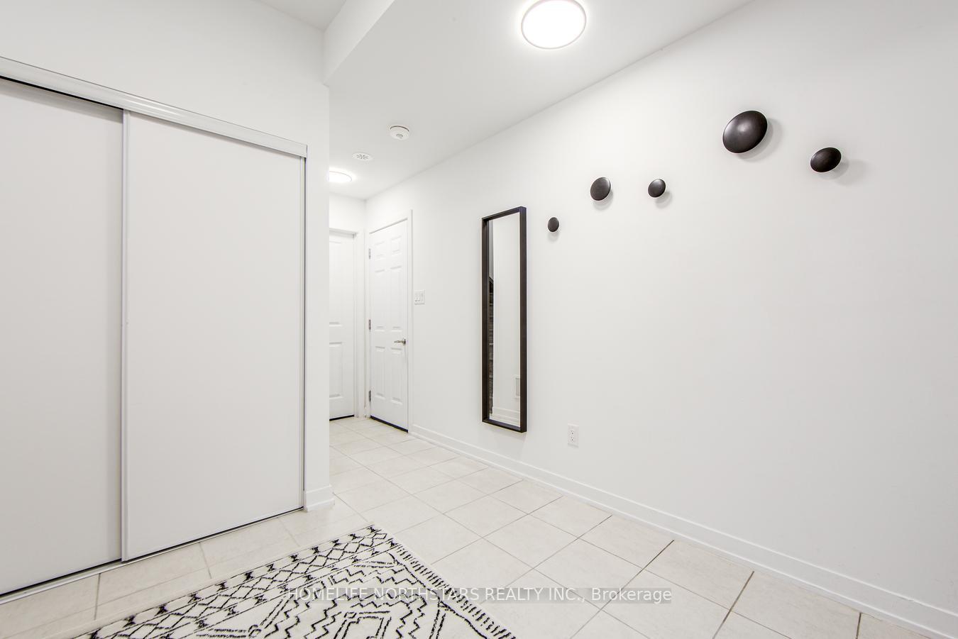 Photo 7 of 42 Engel Street, Vaughan, Vaughan Grove — HOMEH