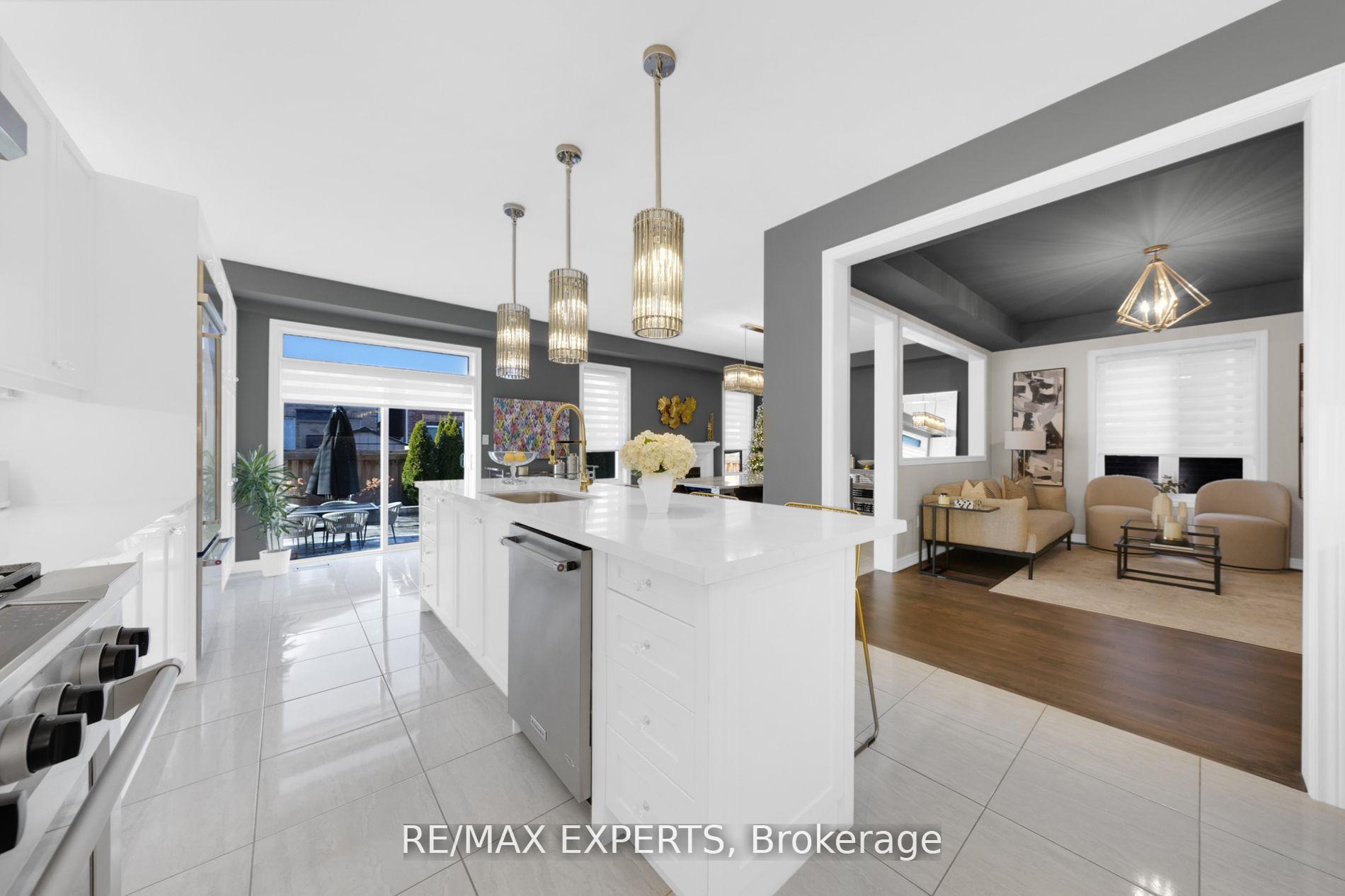 Photo 14 of 12 Nocturne Avenue, Vaughan, Kleinburg — HOMEH