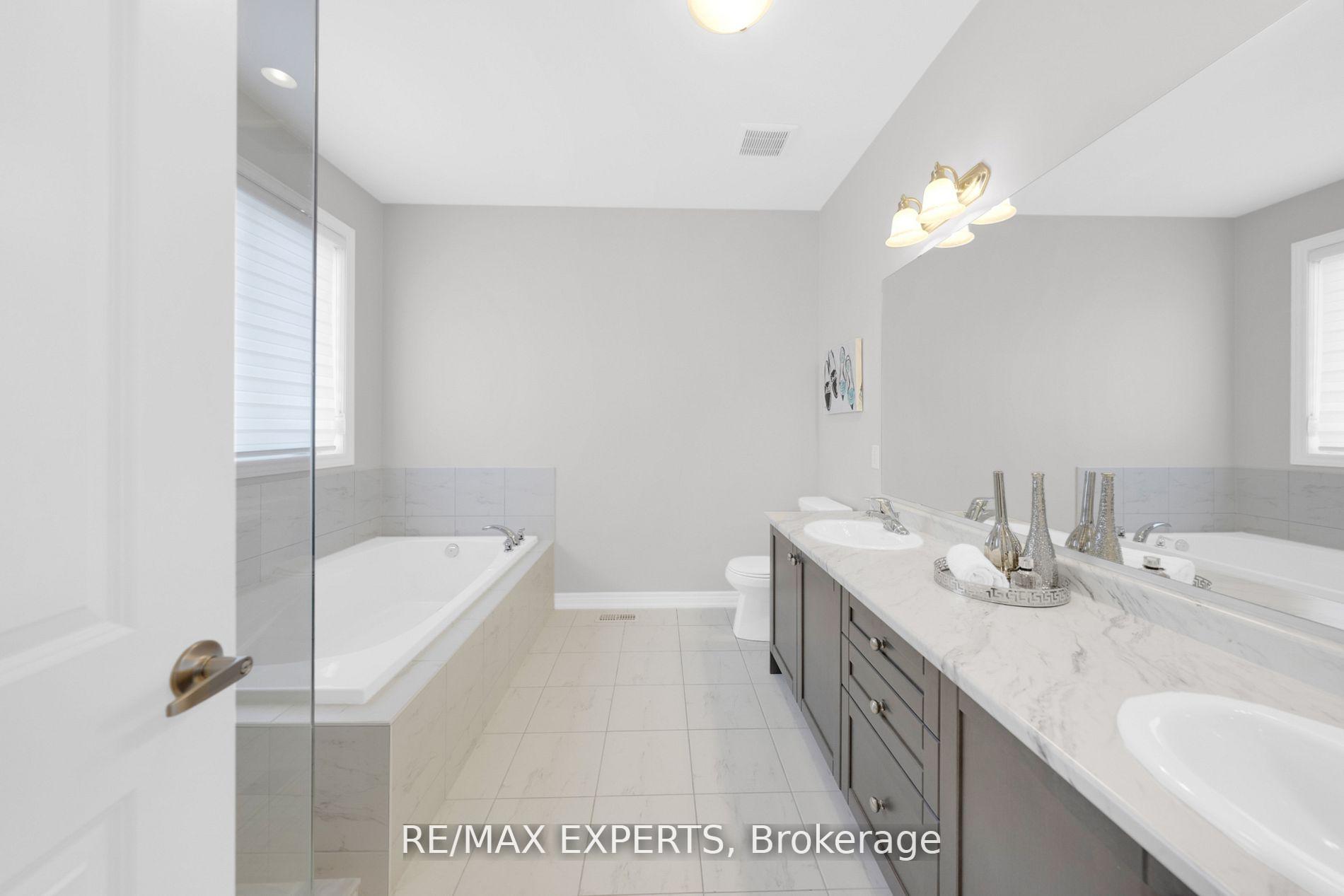 Photo 27 of 12 Nocturne Avenue, Vaughan, Kleinburg — HOMEH