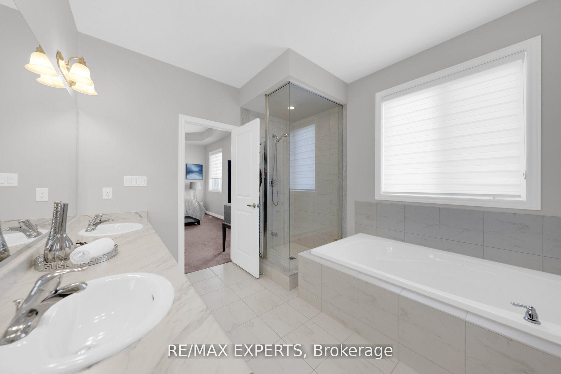 Photo 28 of 12 Nocturne Avenue, Vaughan, Kleinburg — HOMEH