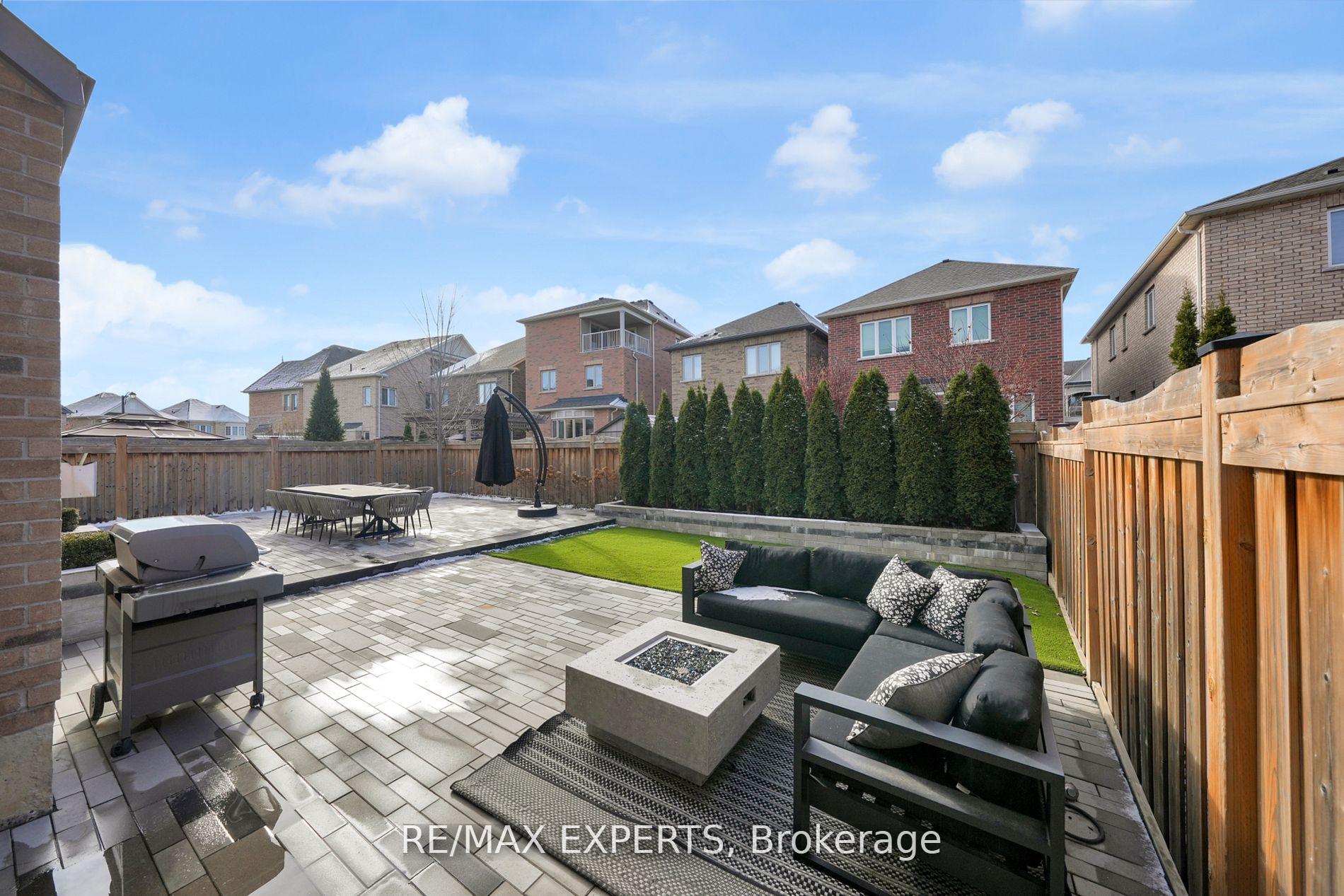 Photo 34 of 12 Nocturne Avenue, Vaughan, Kleinburg — HOMEH