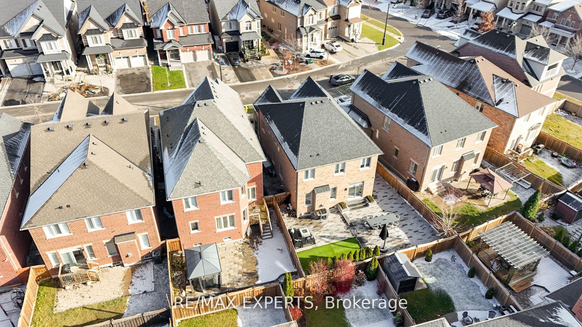 Photo 37 of 12 Nocturne Avenue, Vaughan, Kleinburg — HOMEH