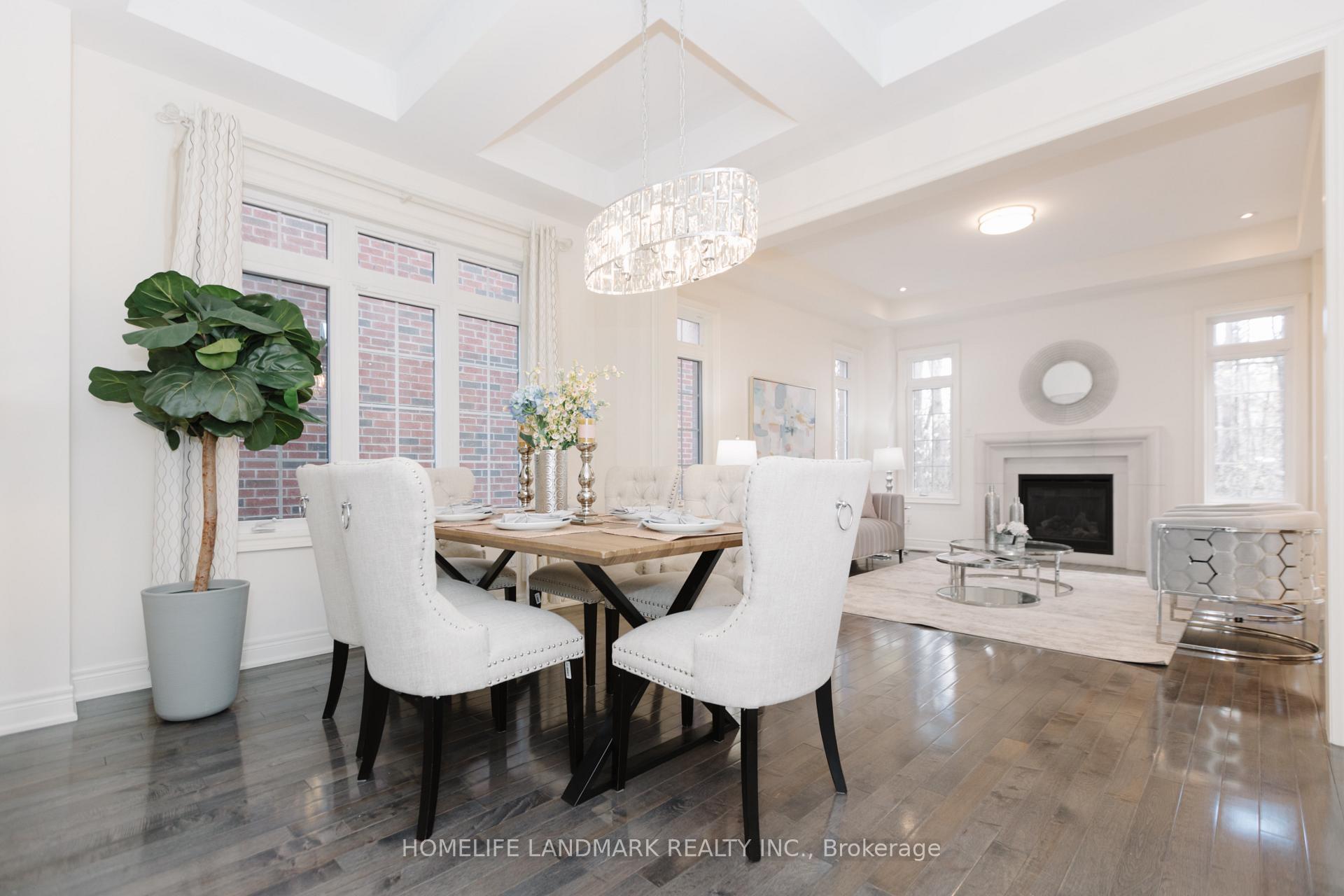 Photo 8 of 17 Fitzmaurice Drive, Vaughan, Patterson — HOMEH