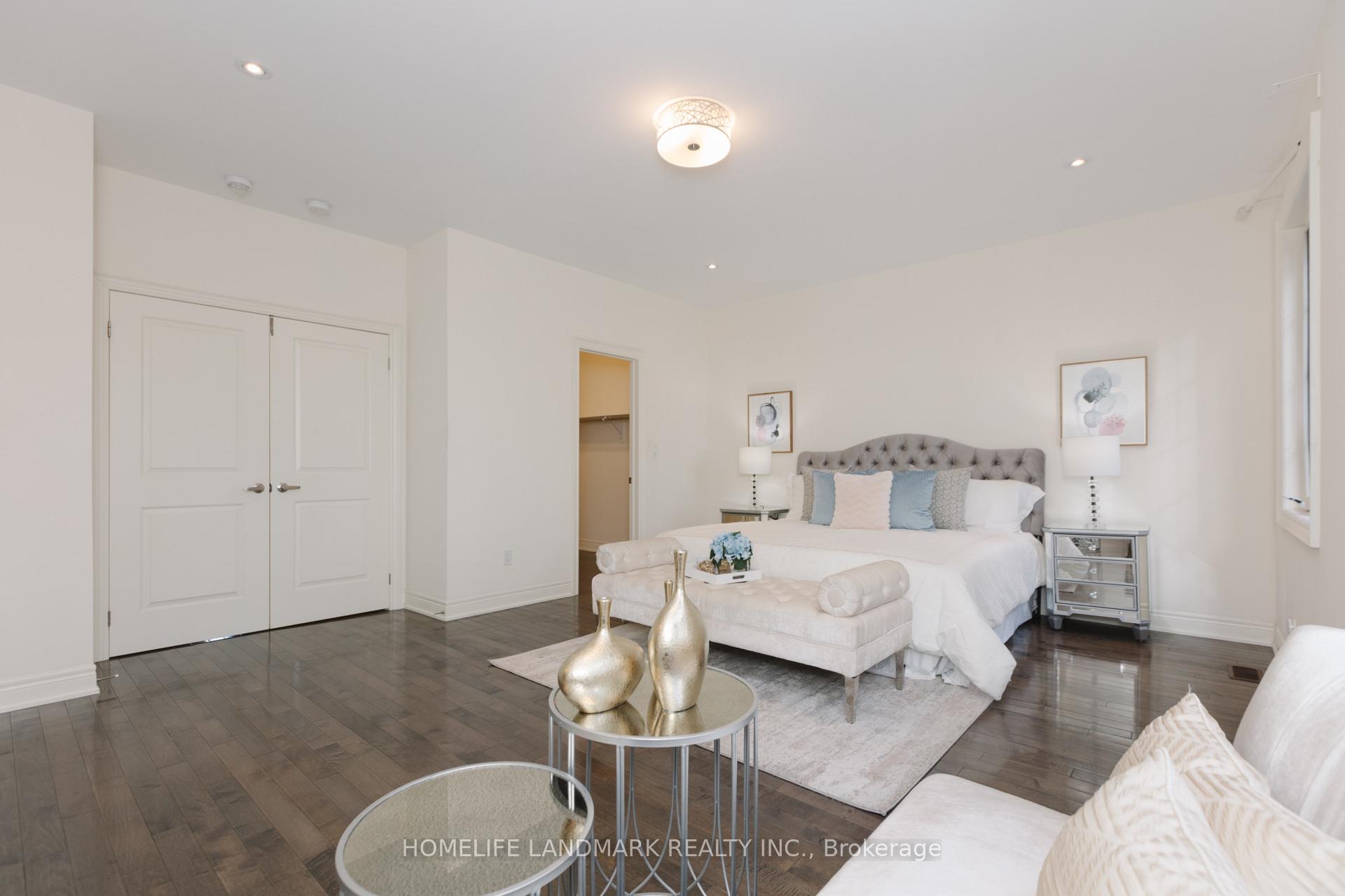 Photo 18 of 17 Fitzmaurice Drive, Vaughan, Patterson — HOMEH