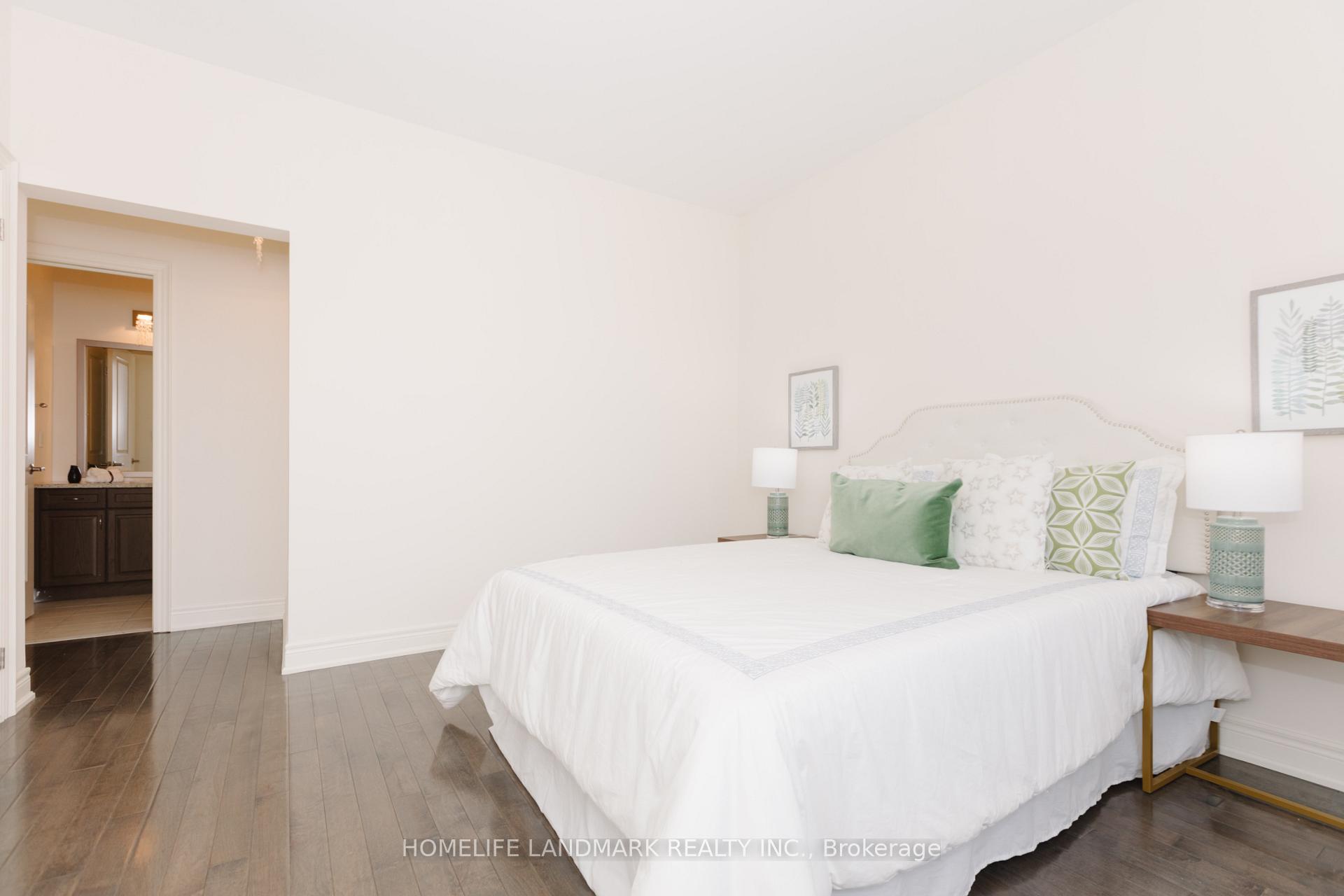Photo 28 of 17 Fitzmaurice Drive, Vaughan, Patterson — HOMEH