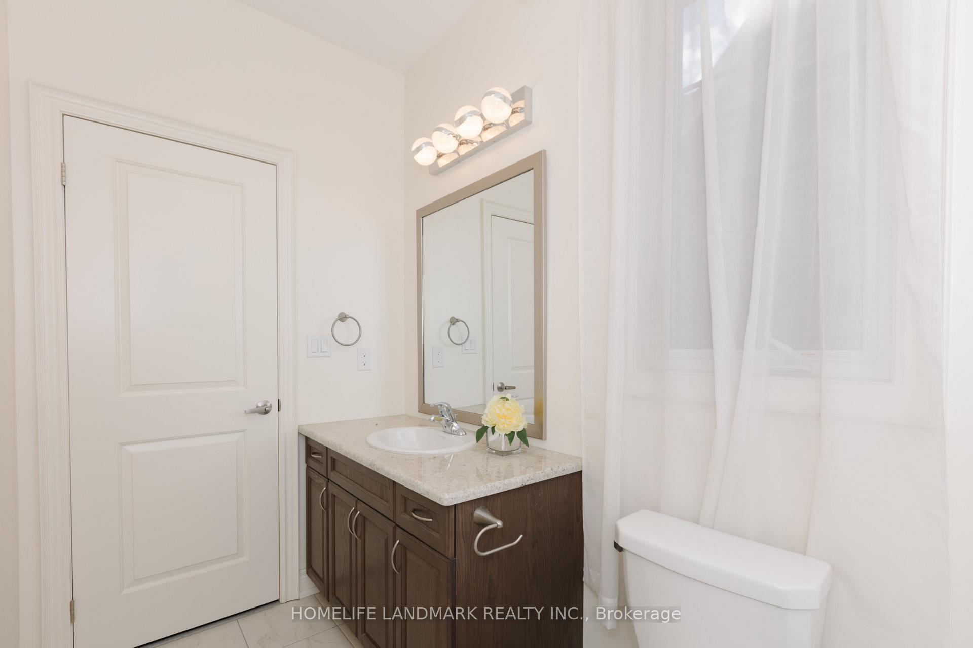 Photo 30 of 17 Fitzmaurice Drive, Vaughan, Patterson — HOMEH