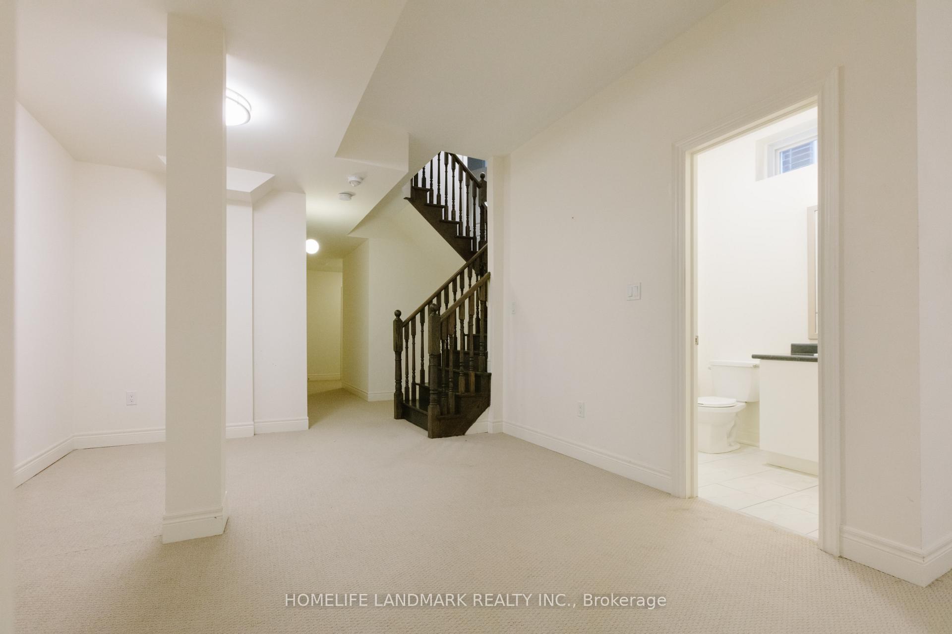 Photo 39 of 17 Fitzmaurice Drive, Vaughan, Patterson — HOMEH