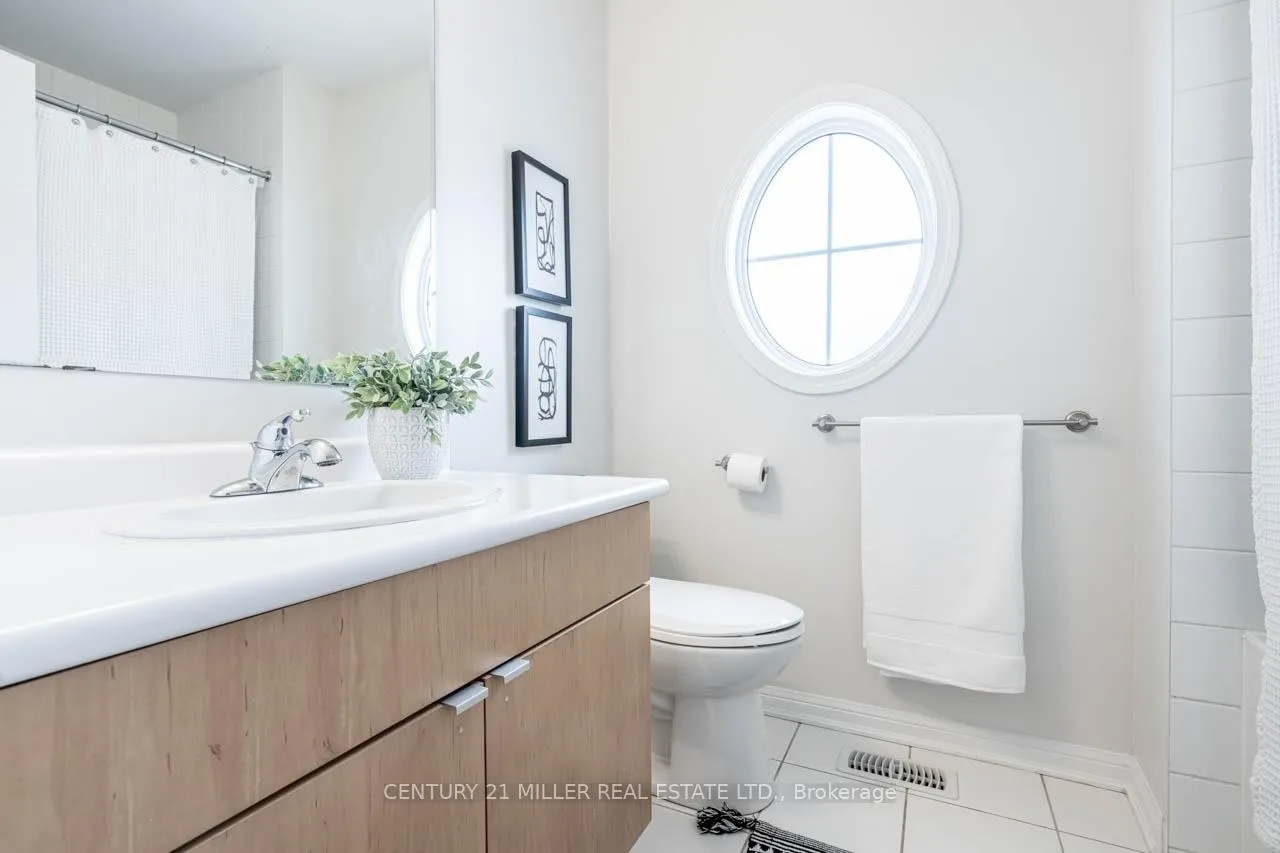 Photo 16 of Unit Upper, 259 Higginbotham Crescent, Milton, Willmott — HOMEH