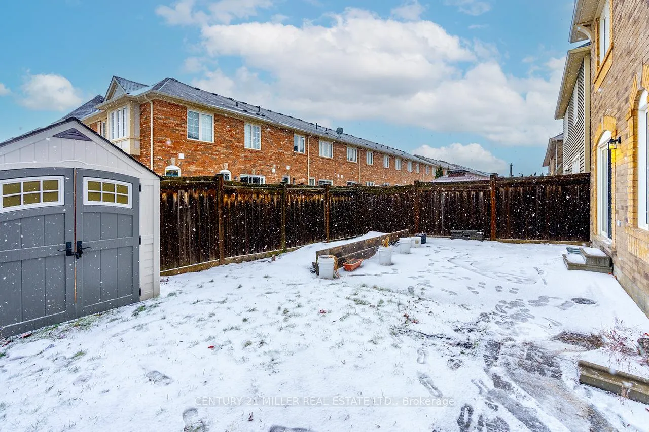 Photo 20 of Unit Upper, 259 Higginbotham Crescent, Milton, Willmott — HOMEH