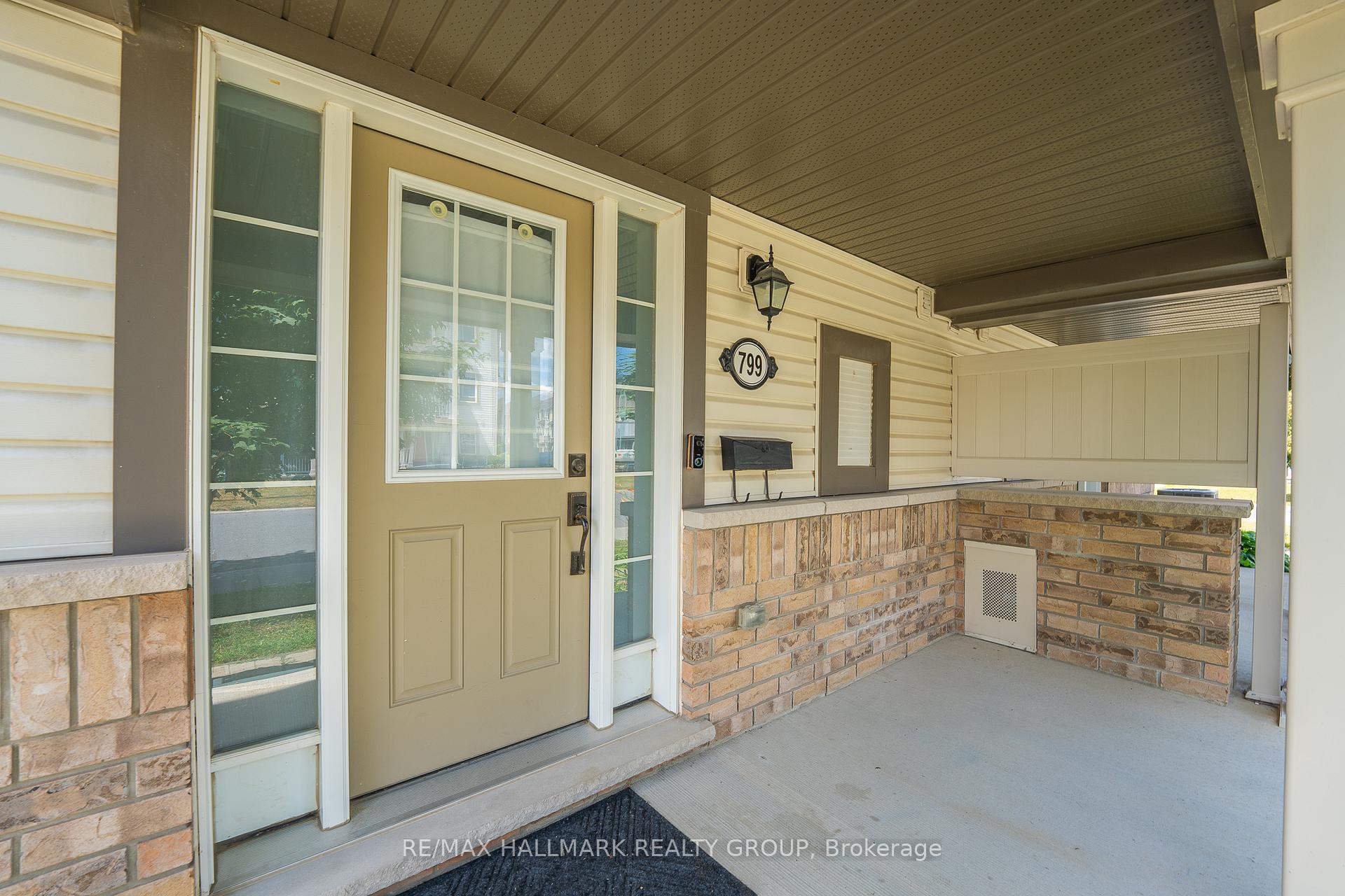 Photo 15 of 799 Mayfly Crescent, Ottawa, Barrhaven - Half Moon Bay — HOMEH