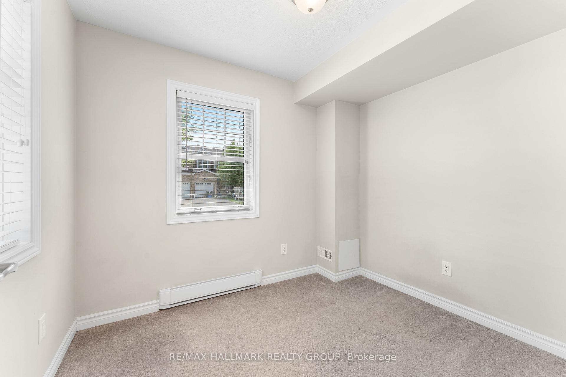 Photo 5 of 799 Mayfly Crescent, Ottawa, Barrhaven - Half Moon Bay — HOMEH
