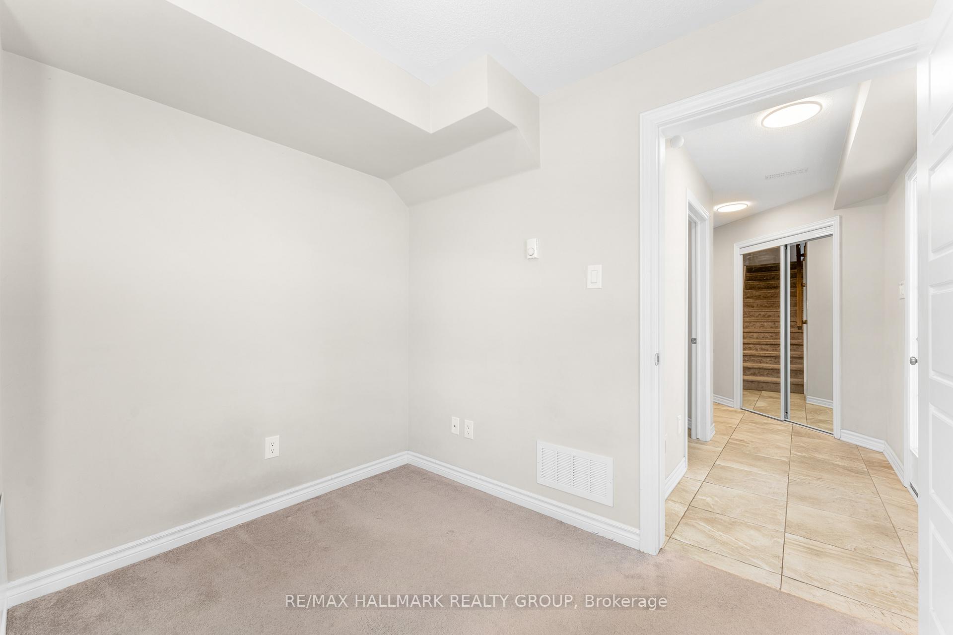 Photo 12 of 799 Mayfly Crescent, Ottawa, Barrhaven - Half Moon Bay — HOMEH