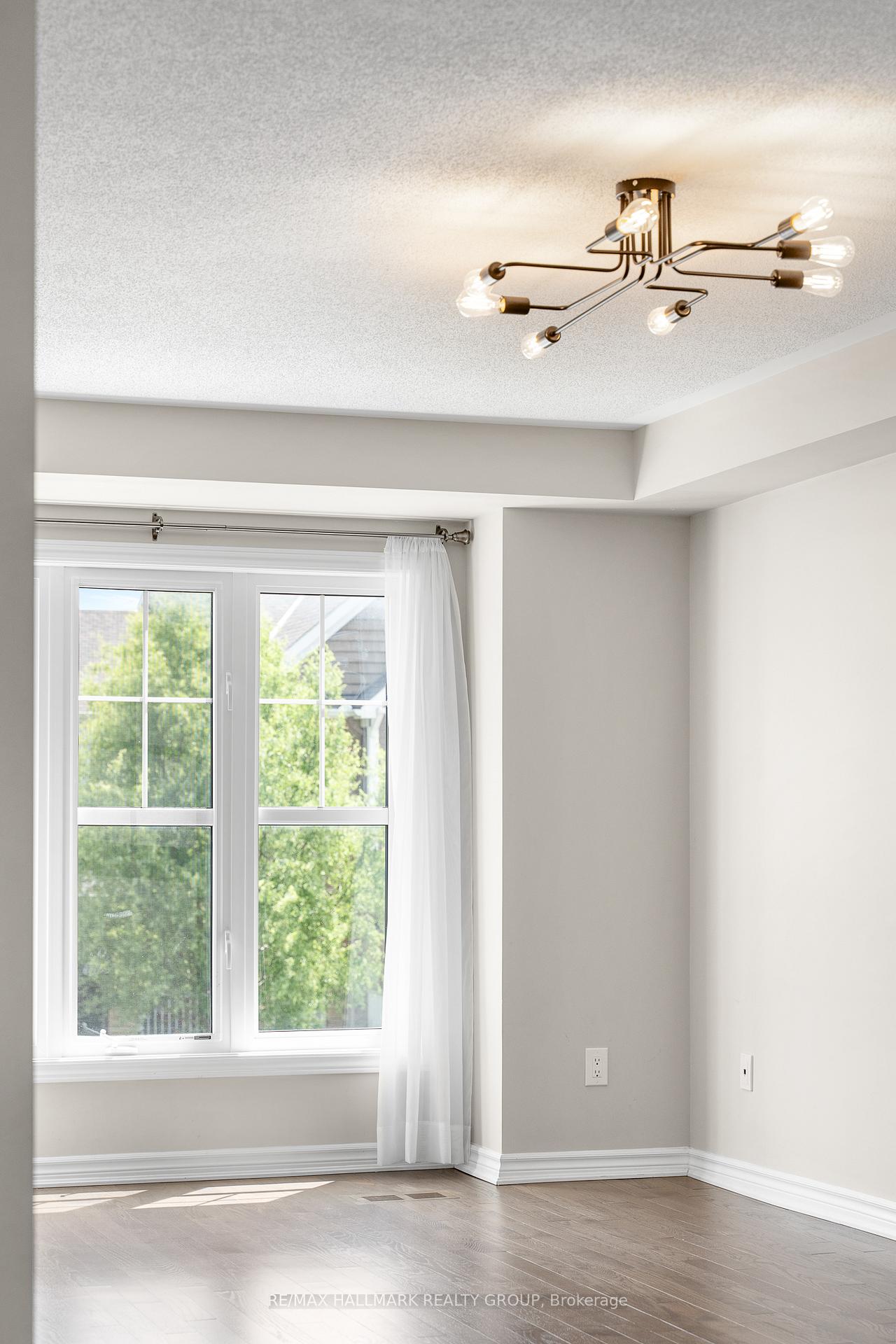 Photo 14 of 799 Mayfly Crescent, Ottawa, Barrhaven - Half Moon Bay — HOMEH